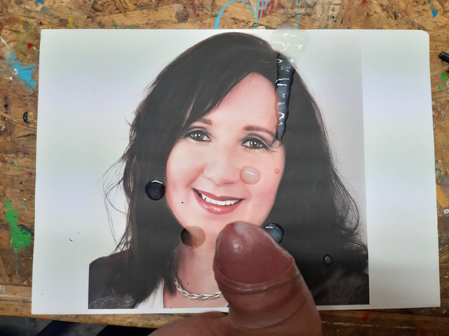 MILF Michaela the cumtribute queen