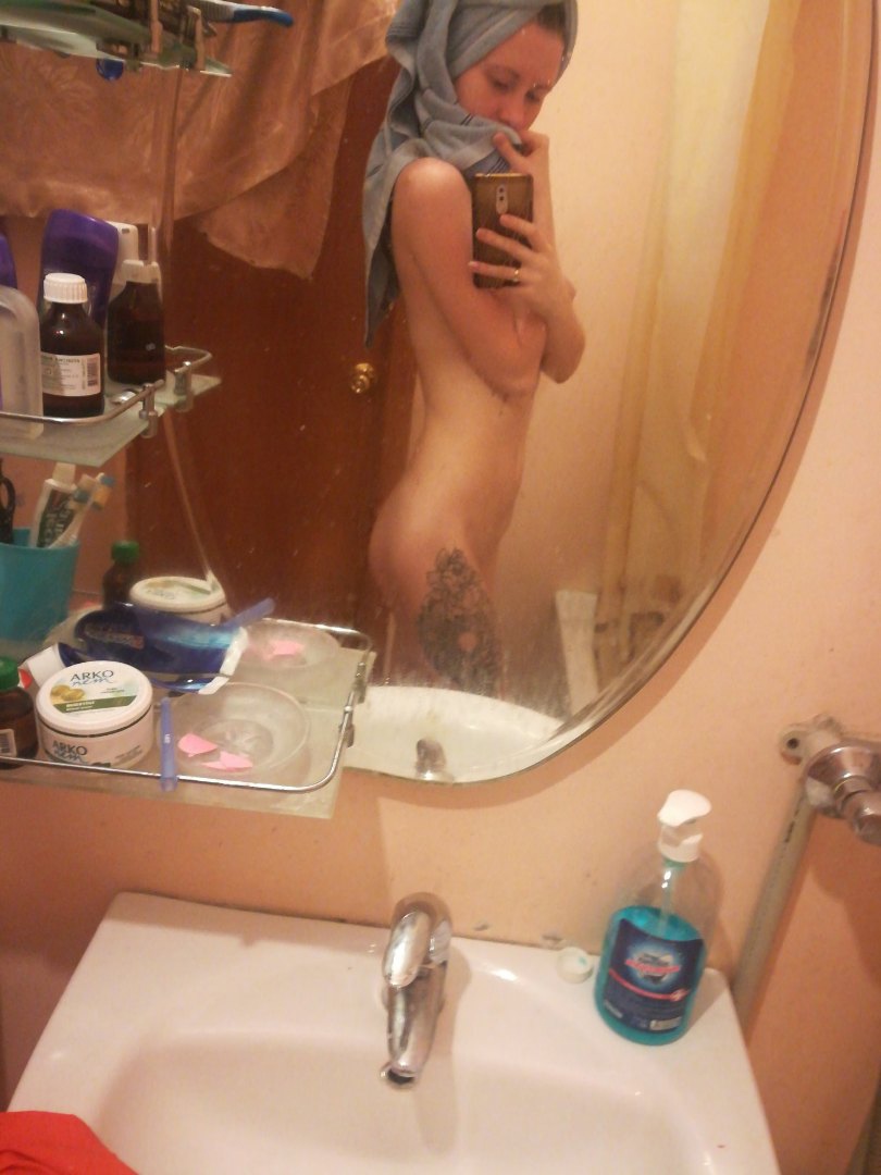 Slutty pics of Russian slut Nastya Krivorenko