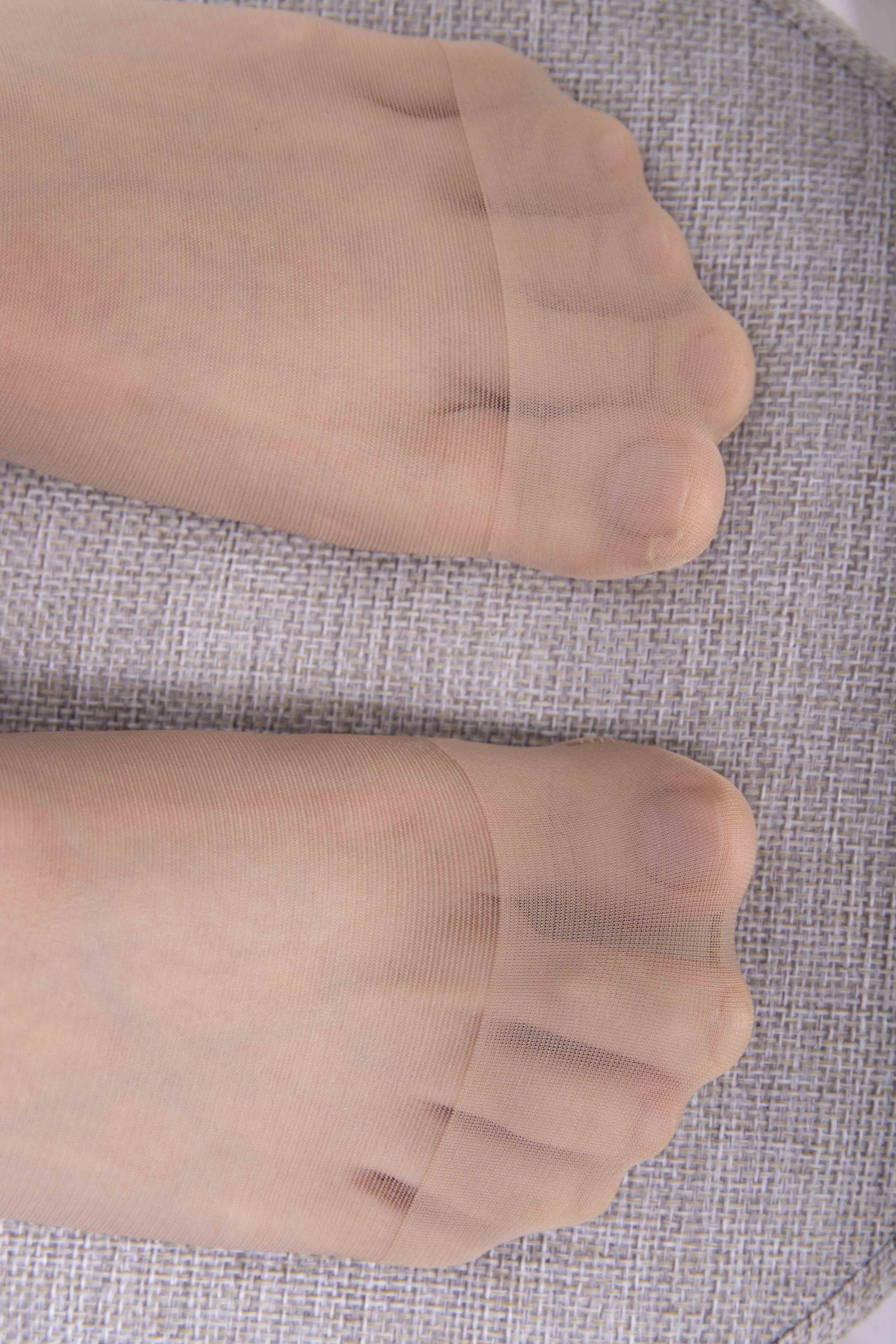 China Beauty Legs and feet 1571