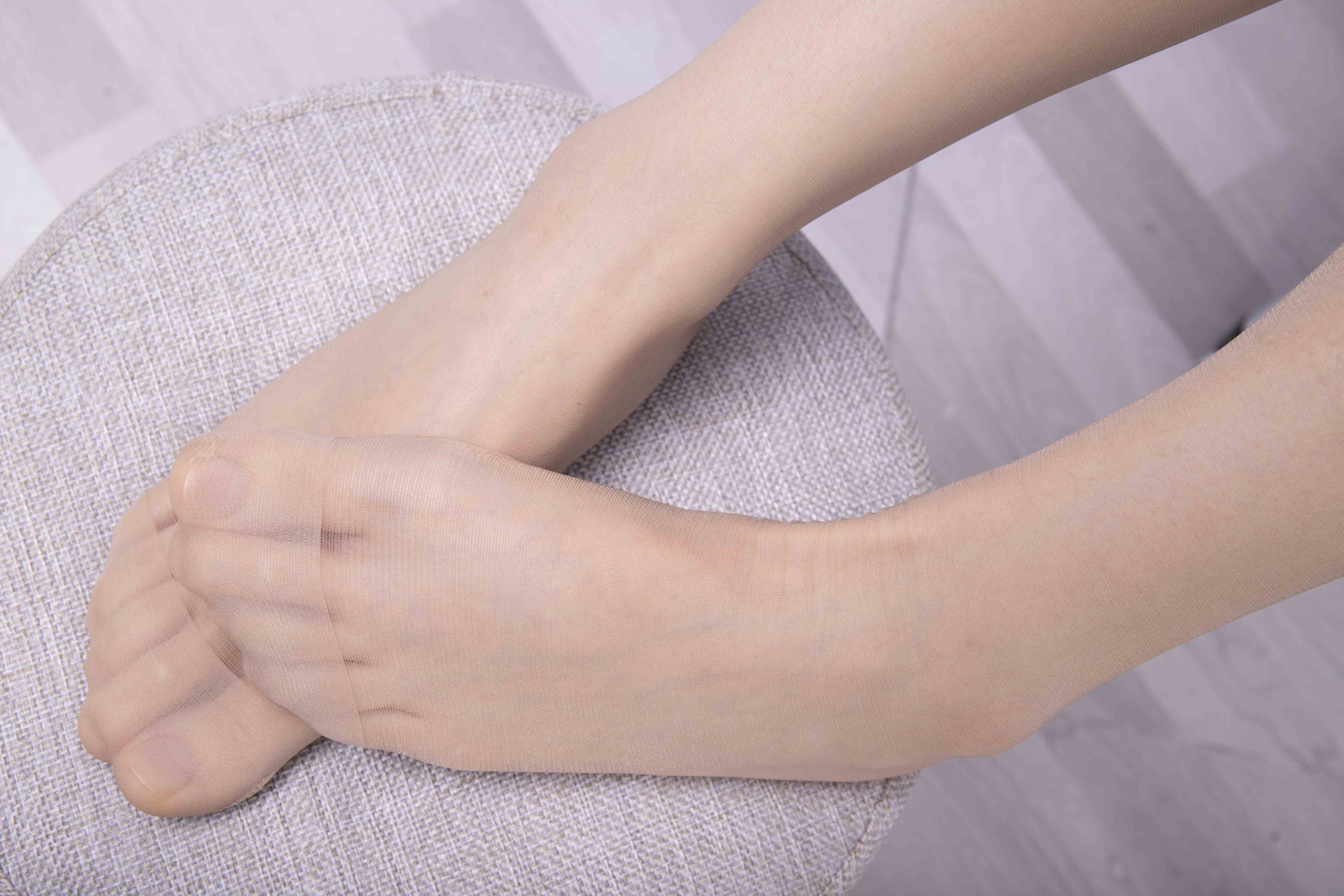 China Beauty Legs and feet 1571