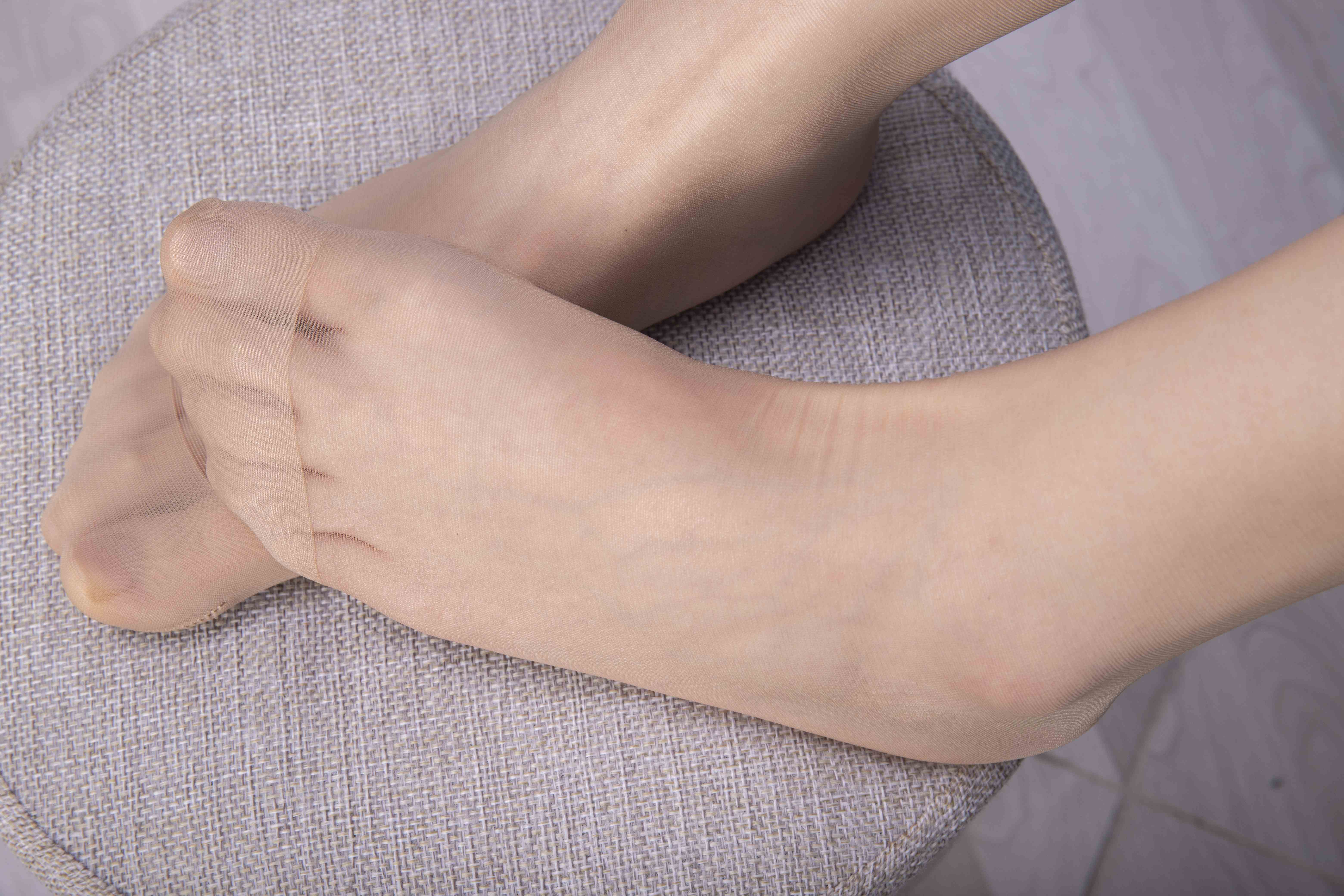 China Beauty Legs and feet 1571