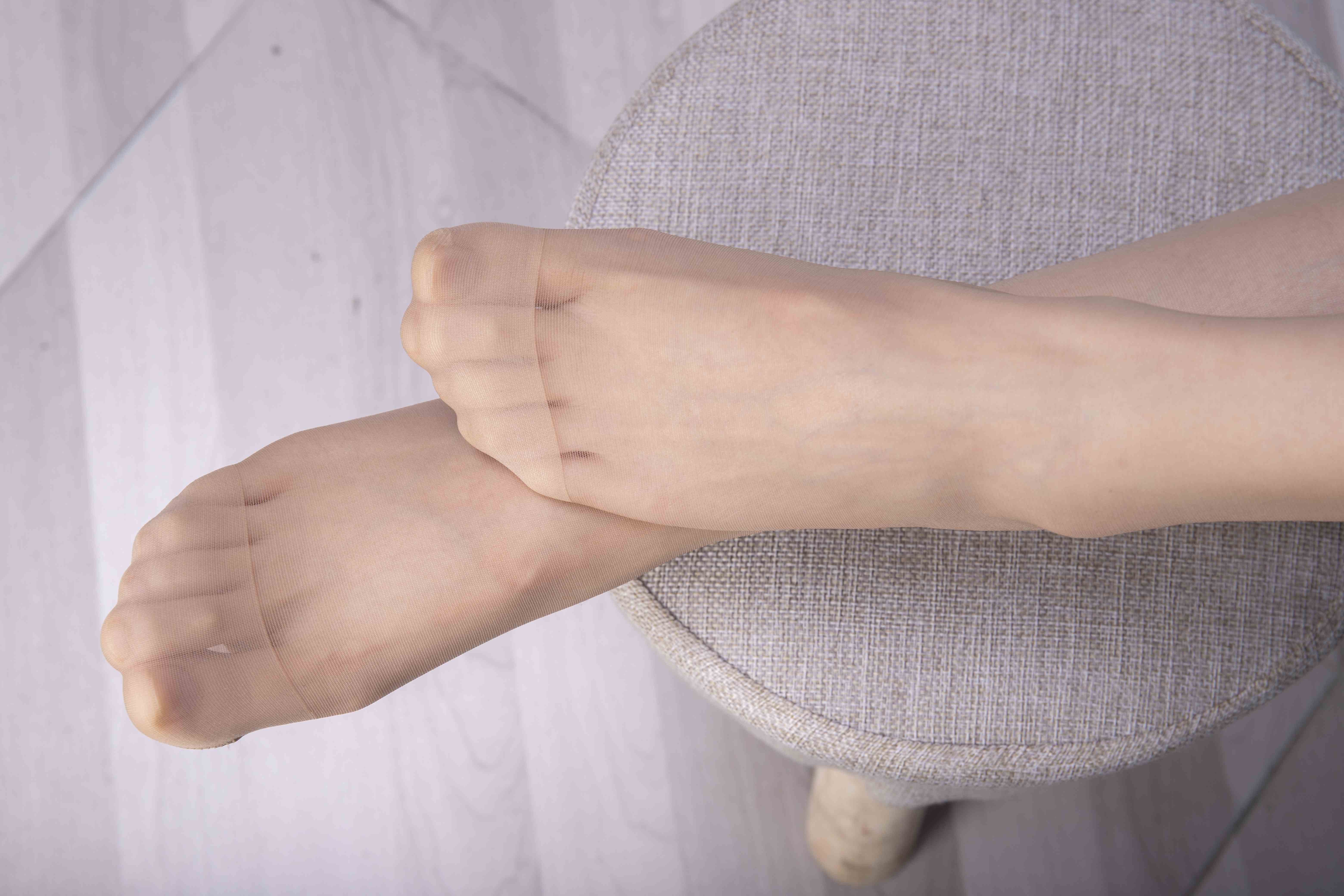 China Beauty Legs and feet 1571