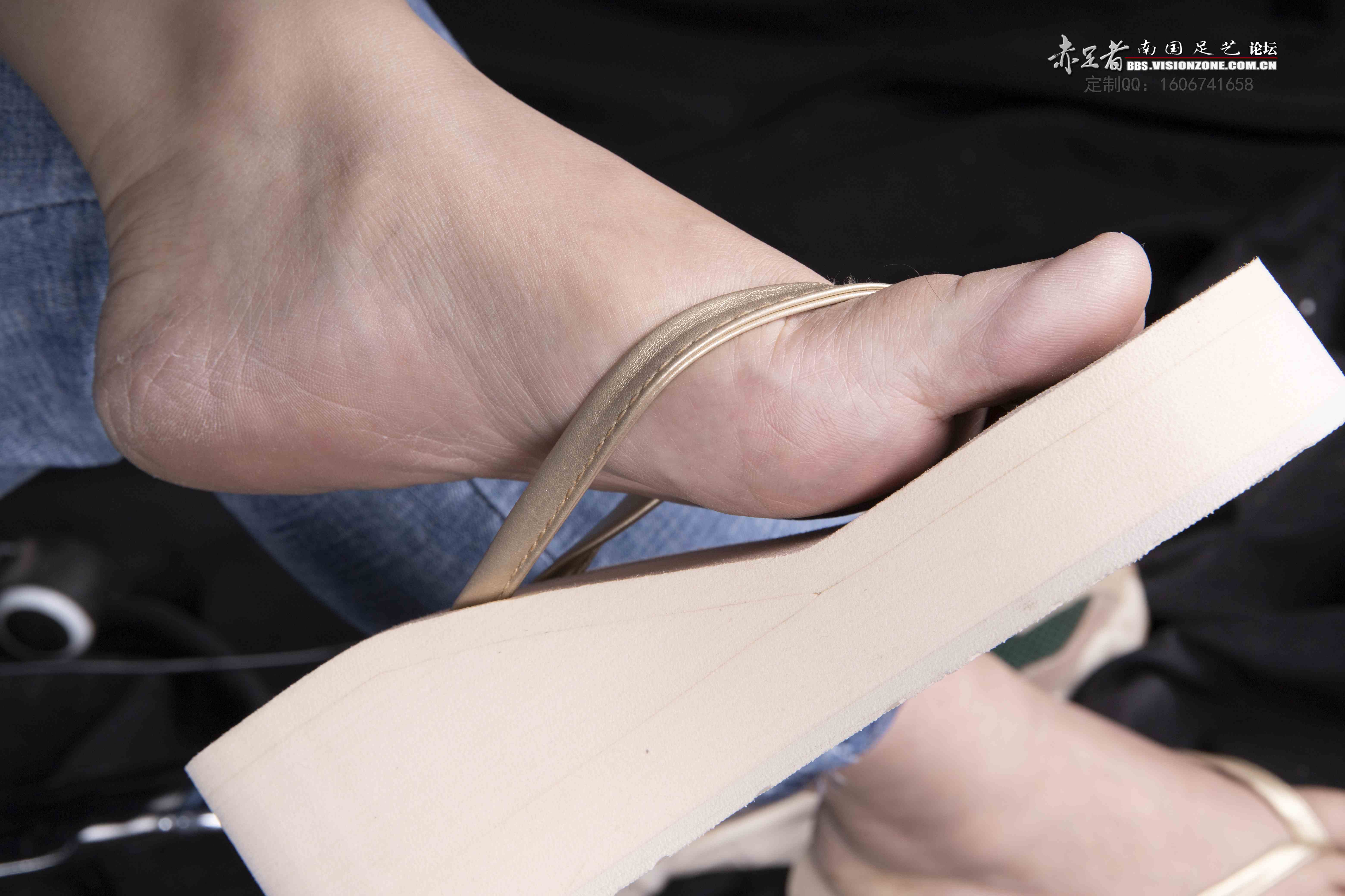 China Beauty Legs and feet 1572