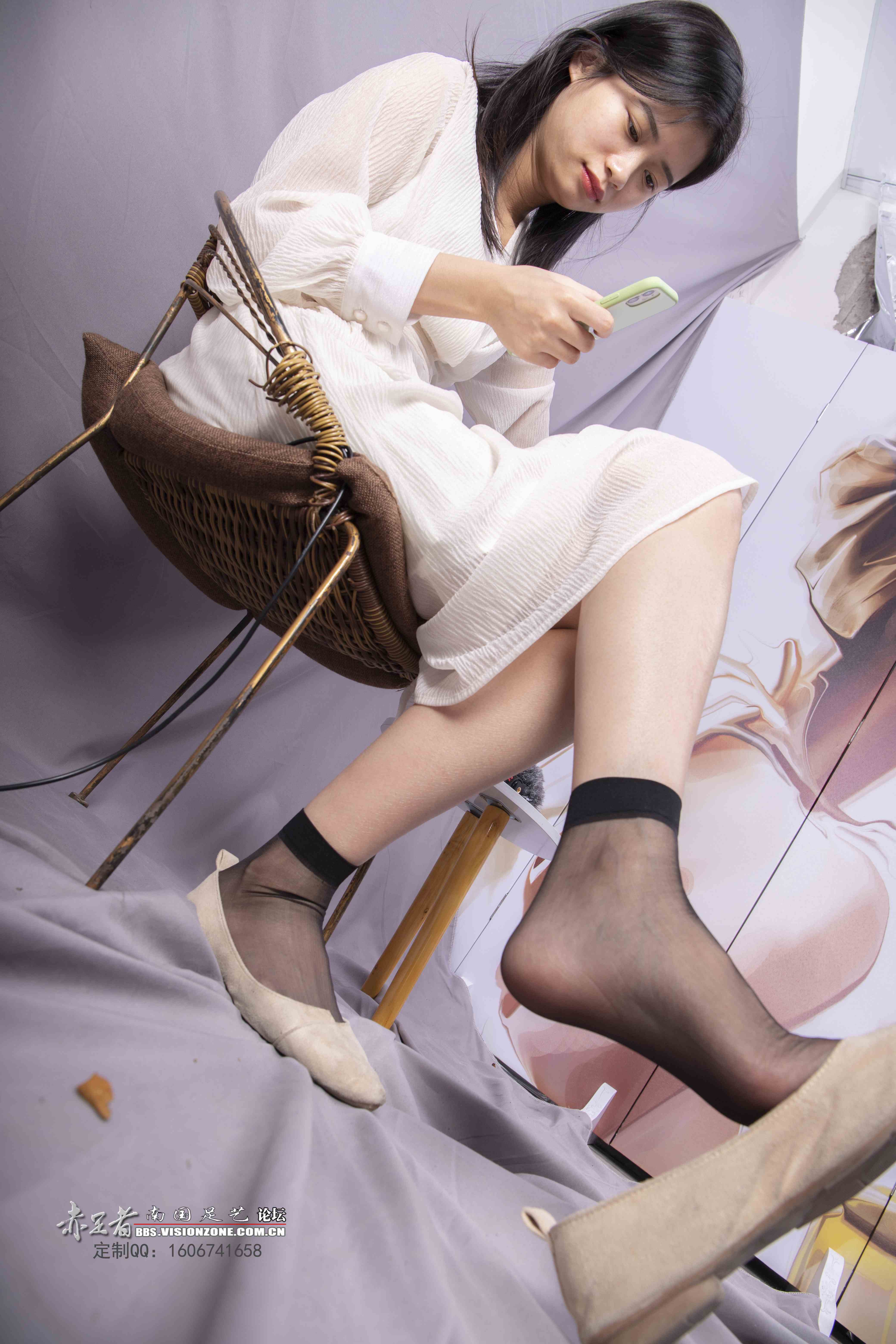 China Beauty Legs and feet 1574