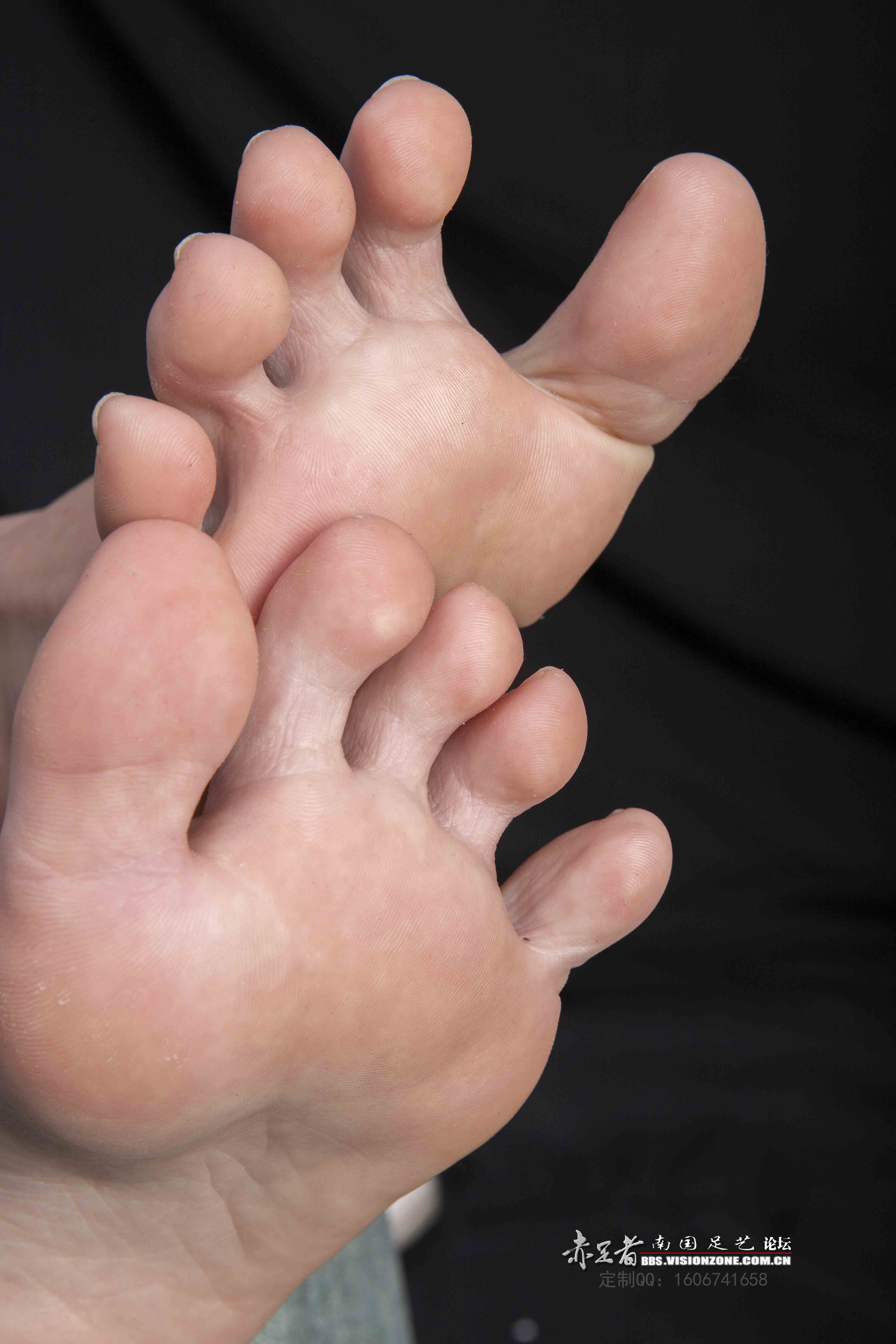 China Beauty Legs and feet 1575