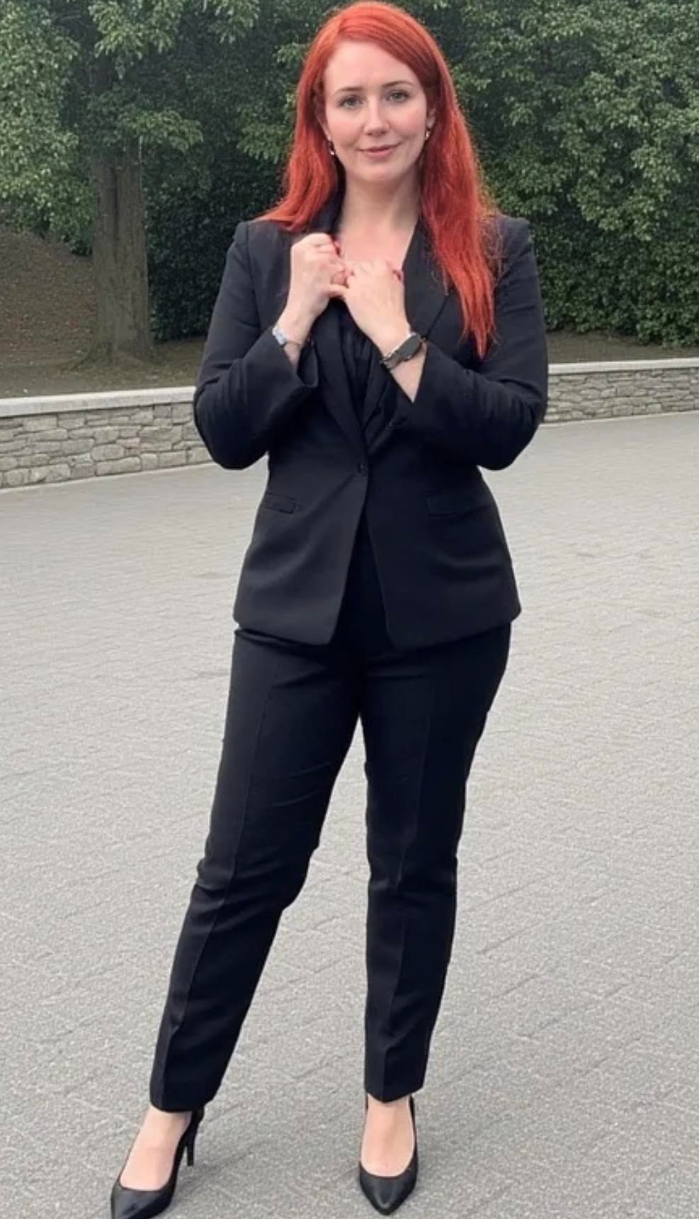 Emma - a Slutty Business Executive