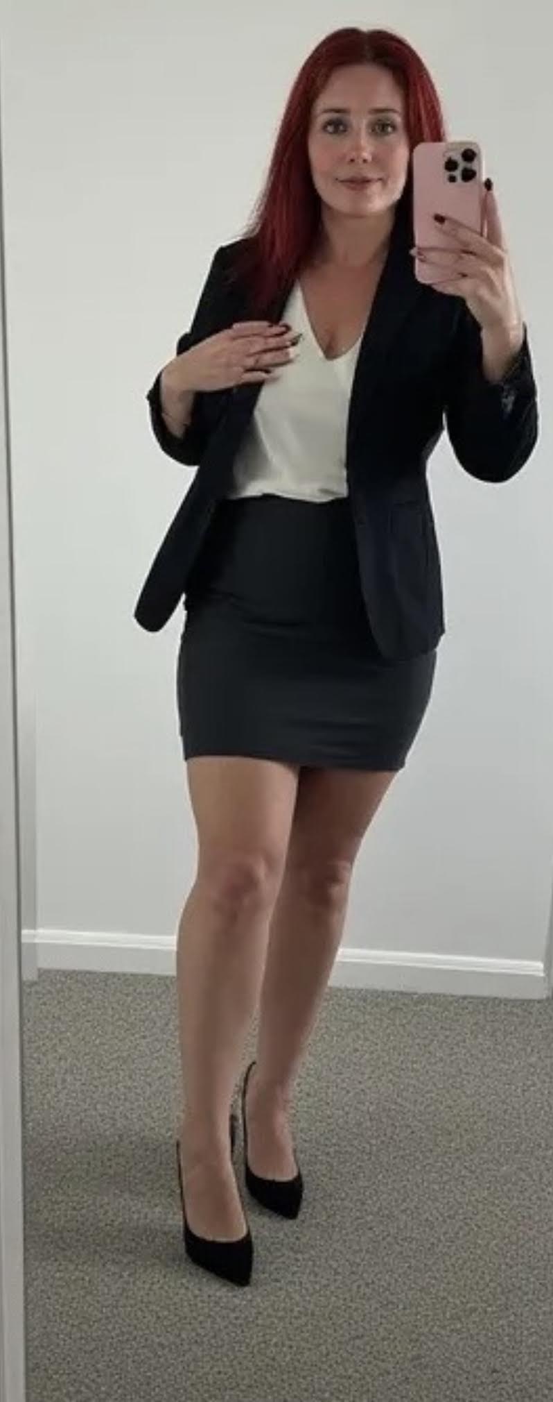 Emma - a Slutty Business Executive