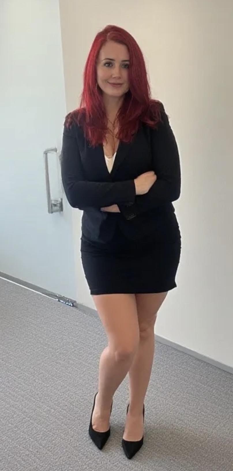Emma - a Slutty Business Executive