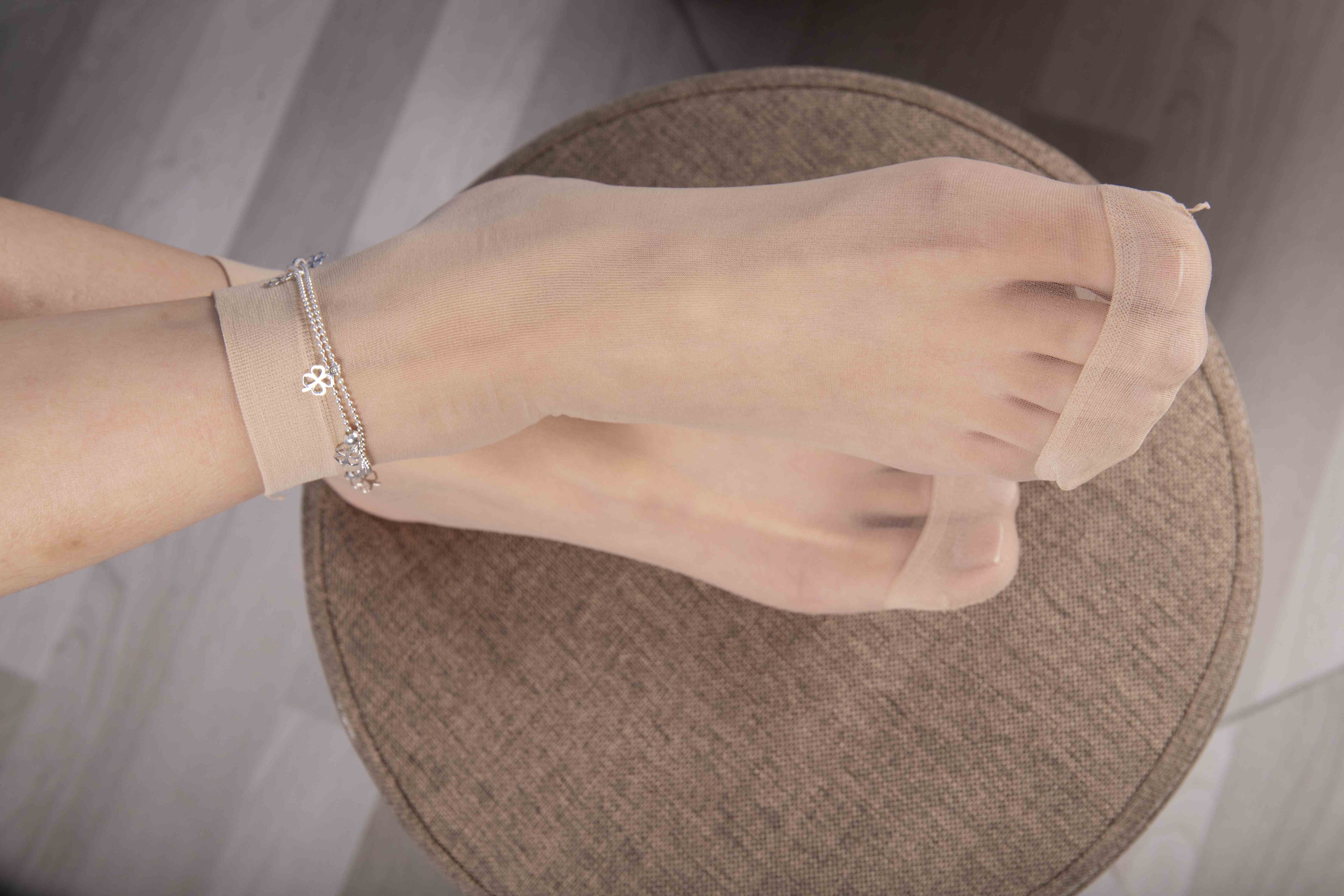 China Beauty Legs and feet 1576