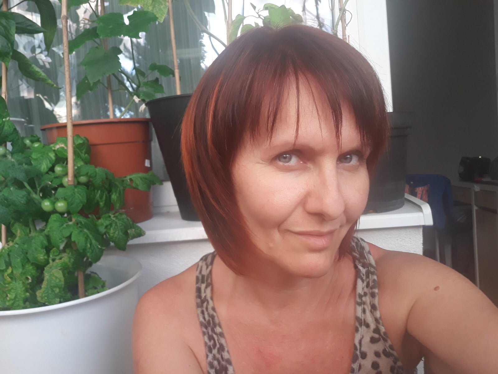 Lucy from Radka, Chech Republic, mature wife gets naked