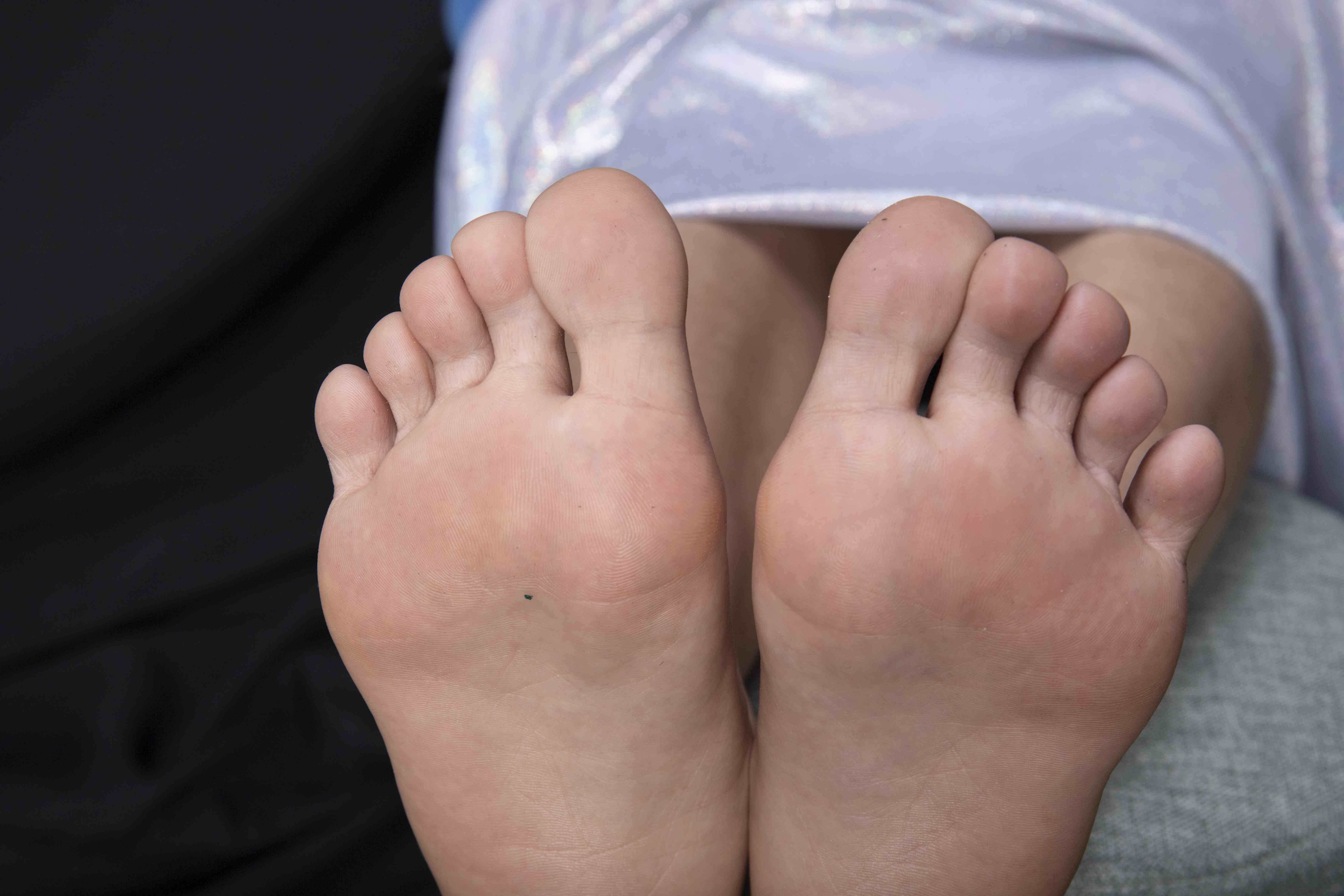 China Beauty Legs and feet 1584