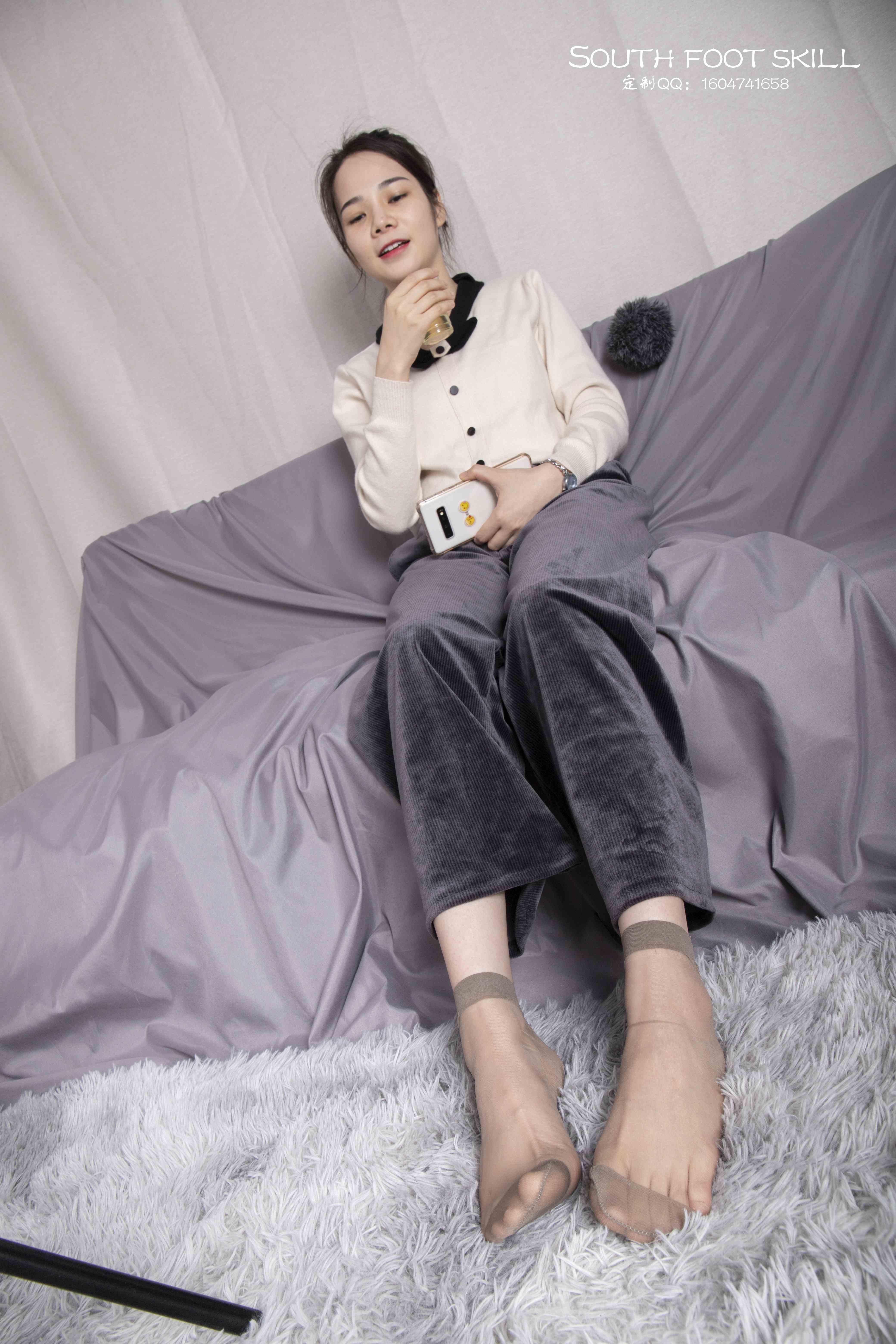 China Beauty Legs and feet 1585