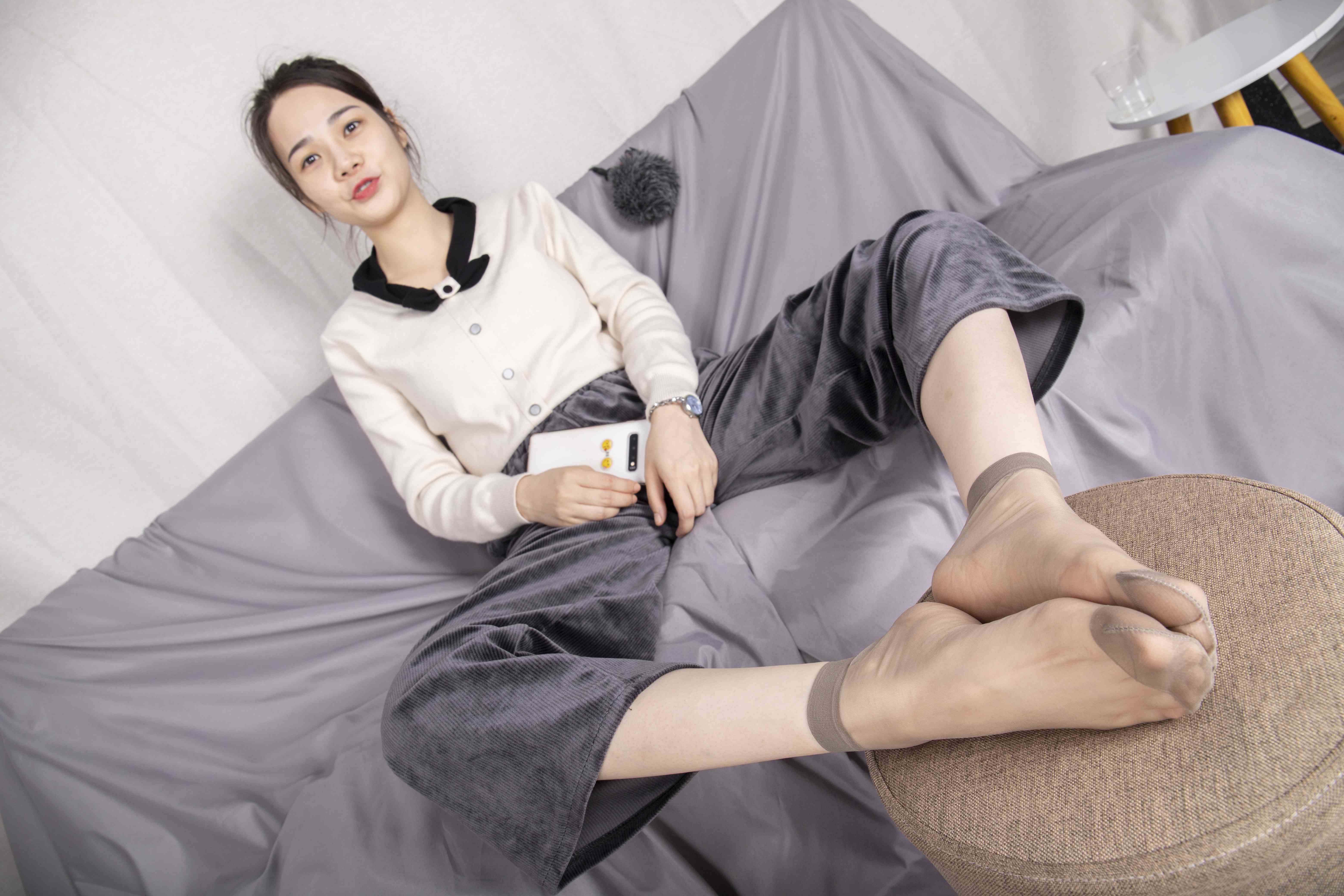 China Beauty Legs and feet 1585