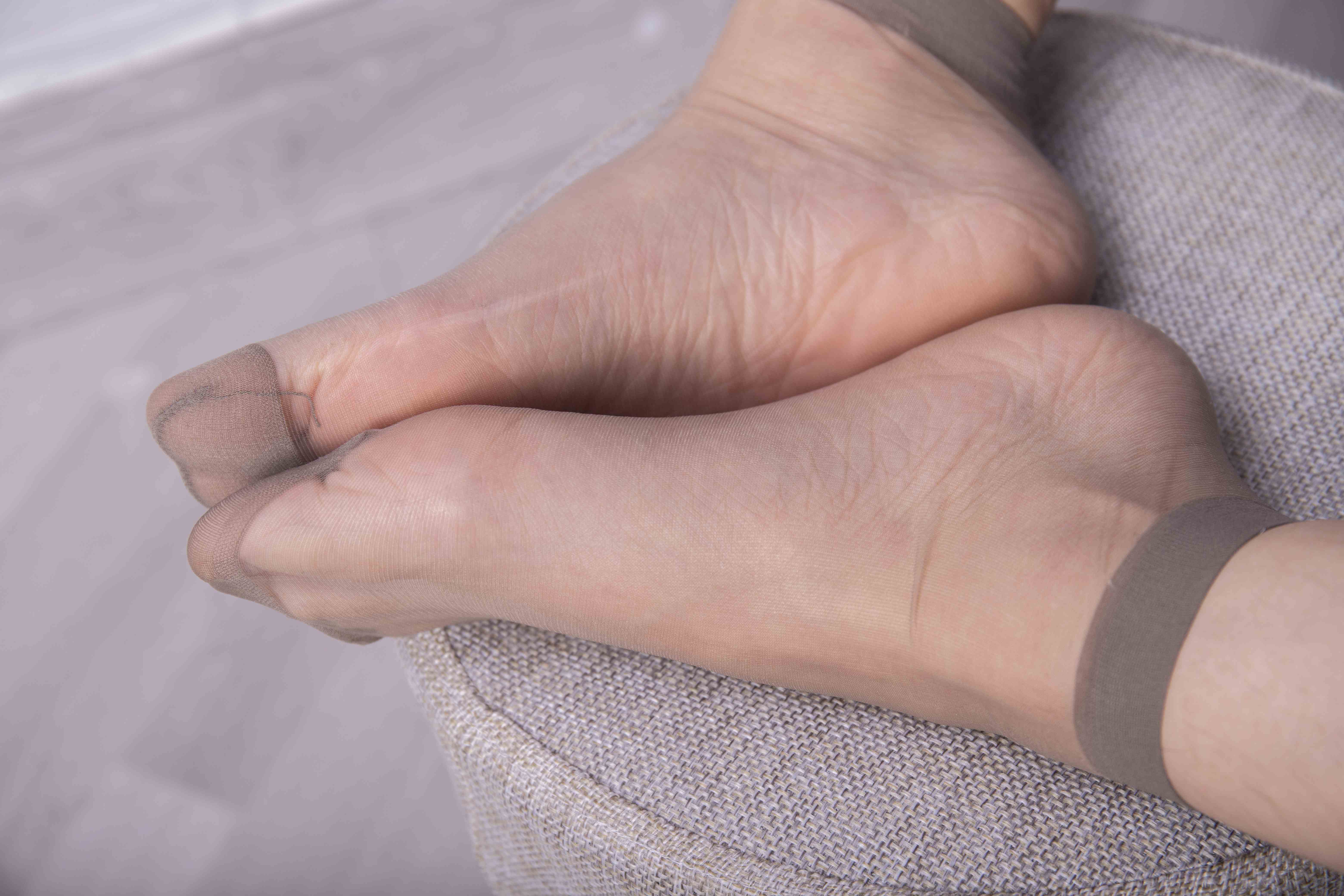 China Beauty Legs and feet 1586