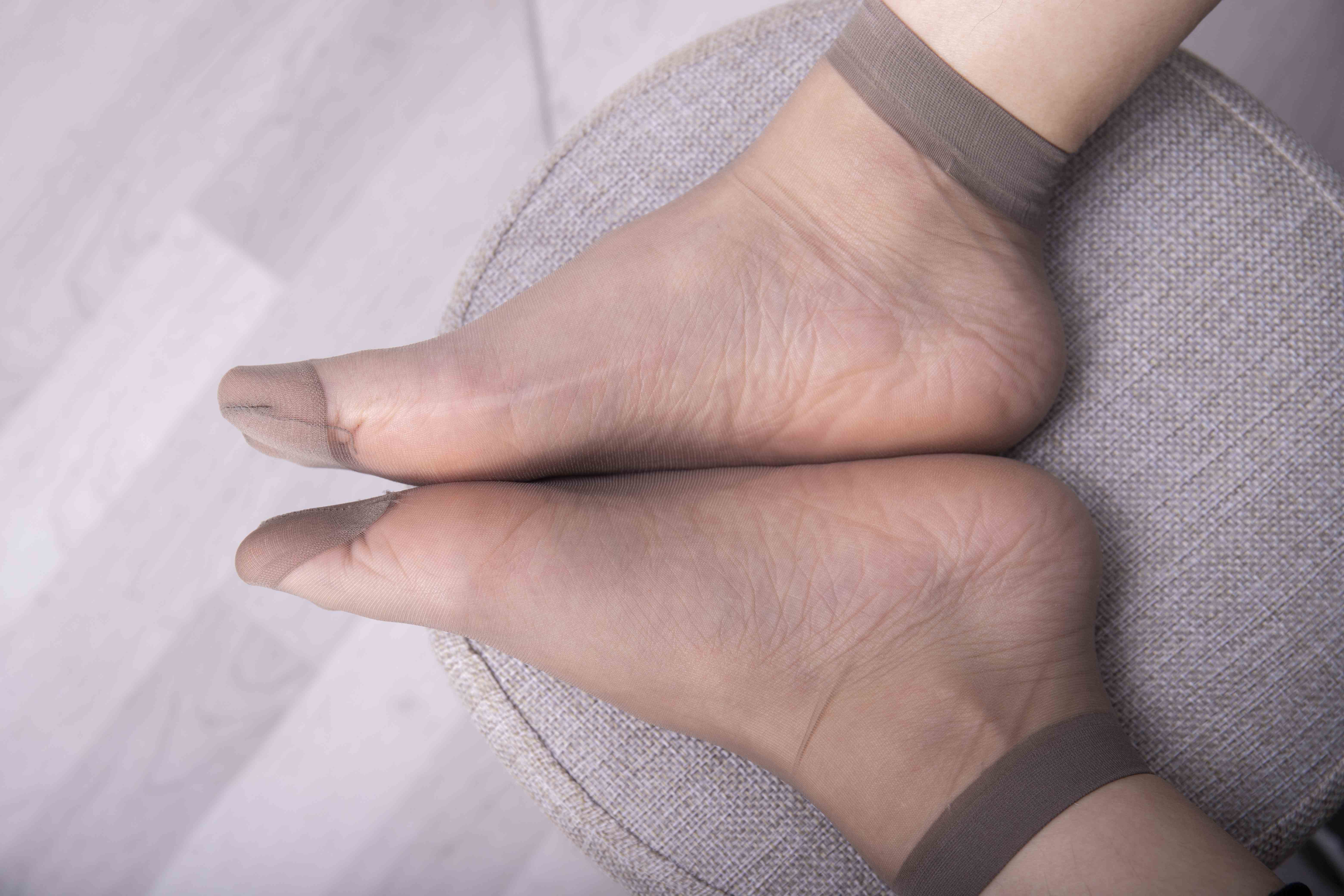 China Beauty Legs and feet 1586