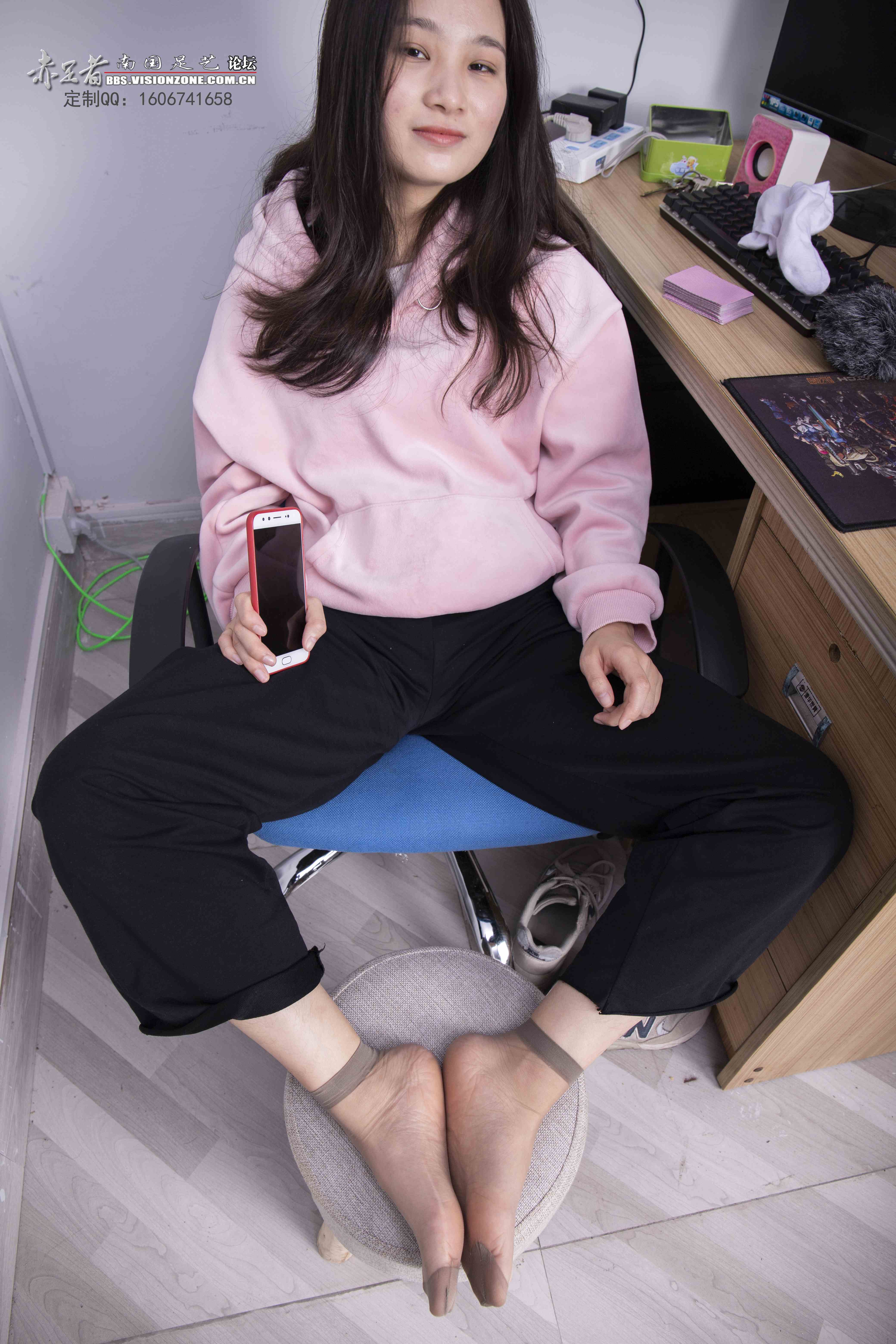 China Beauty Legs and feet 1586