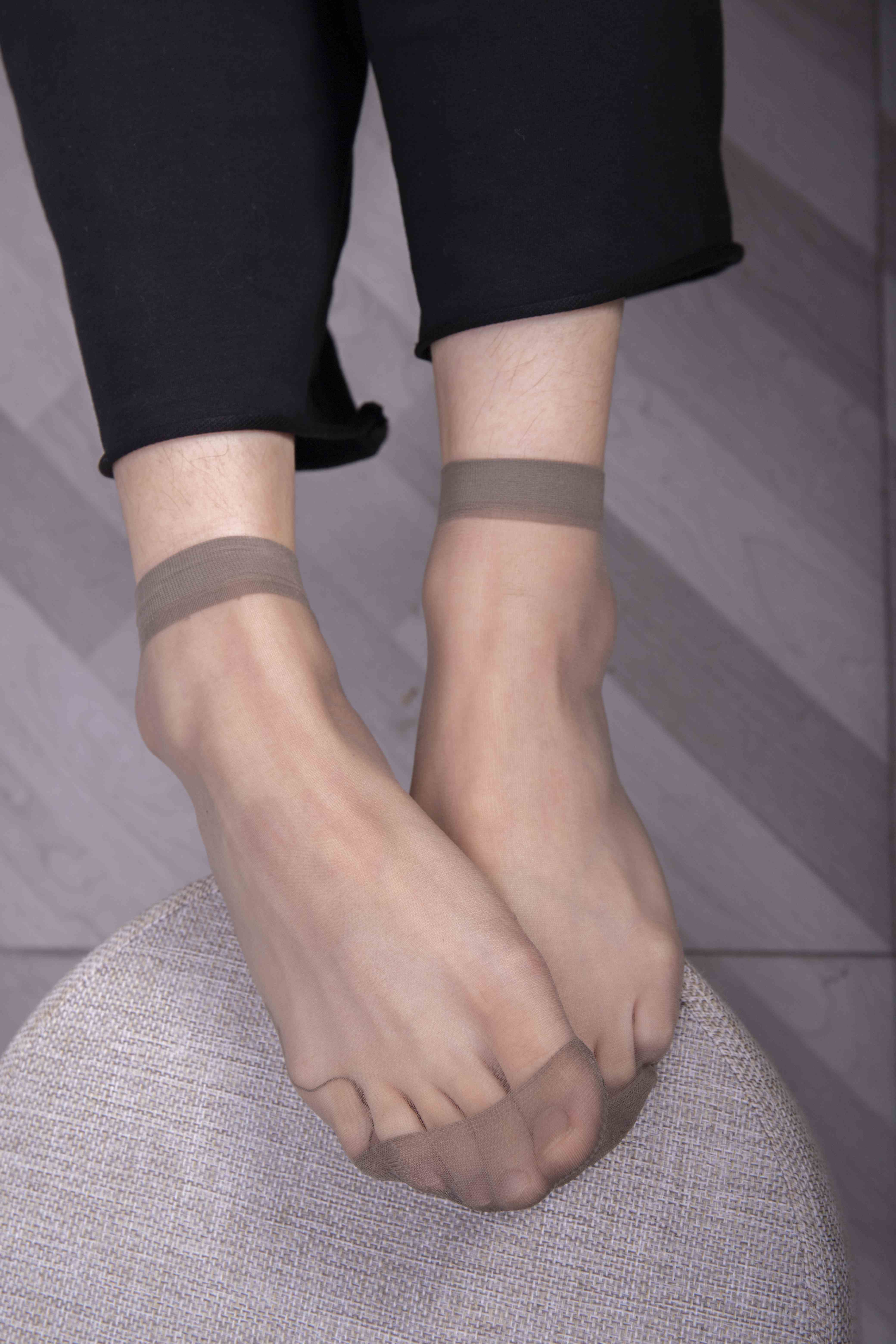 China Beauty Legs and feet 1586