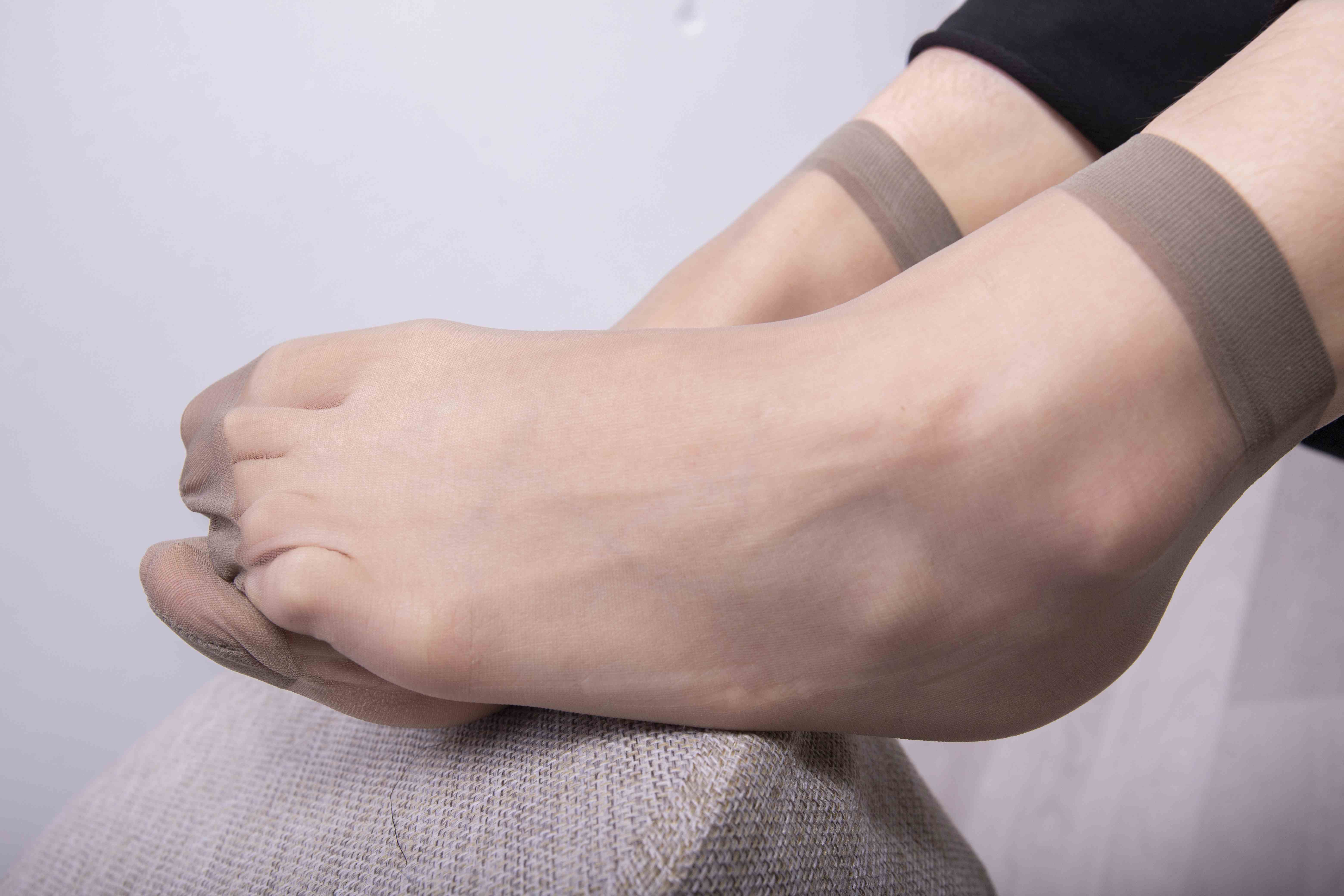 China Beauty Legs and feet 1586