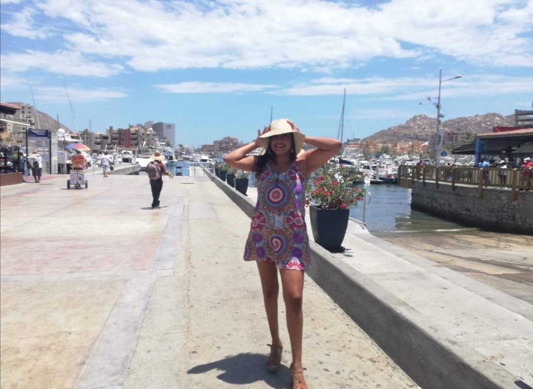 Yli Sh - Yli Raquel Hinojosa