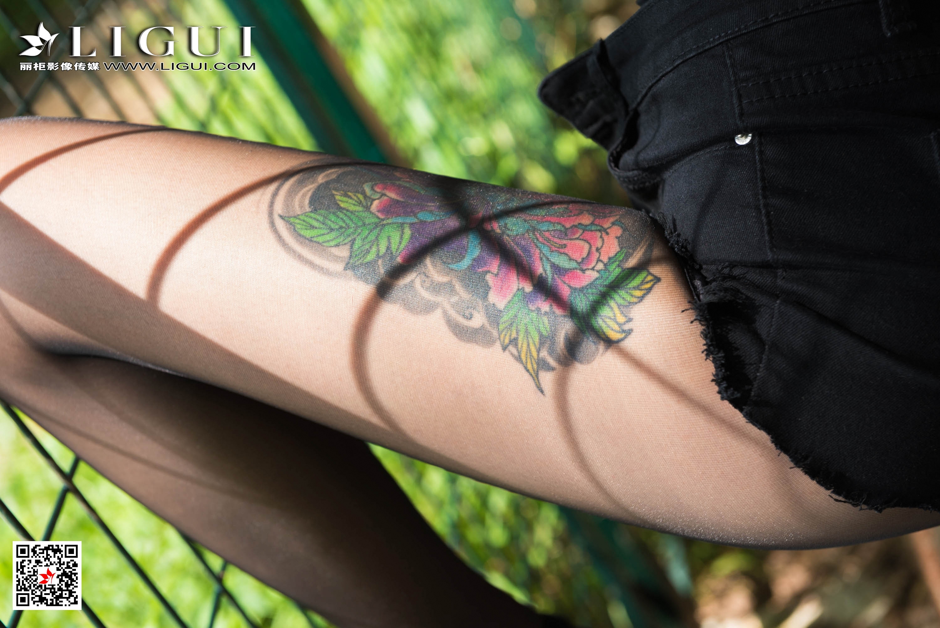 pretty lady dirty feet 169