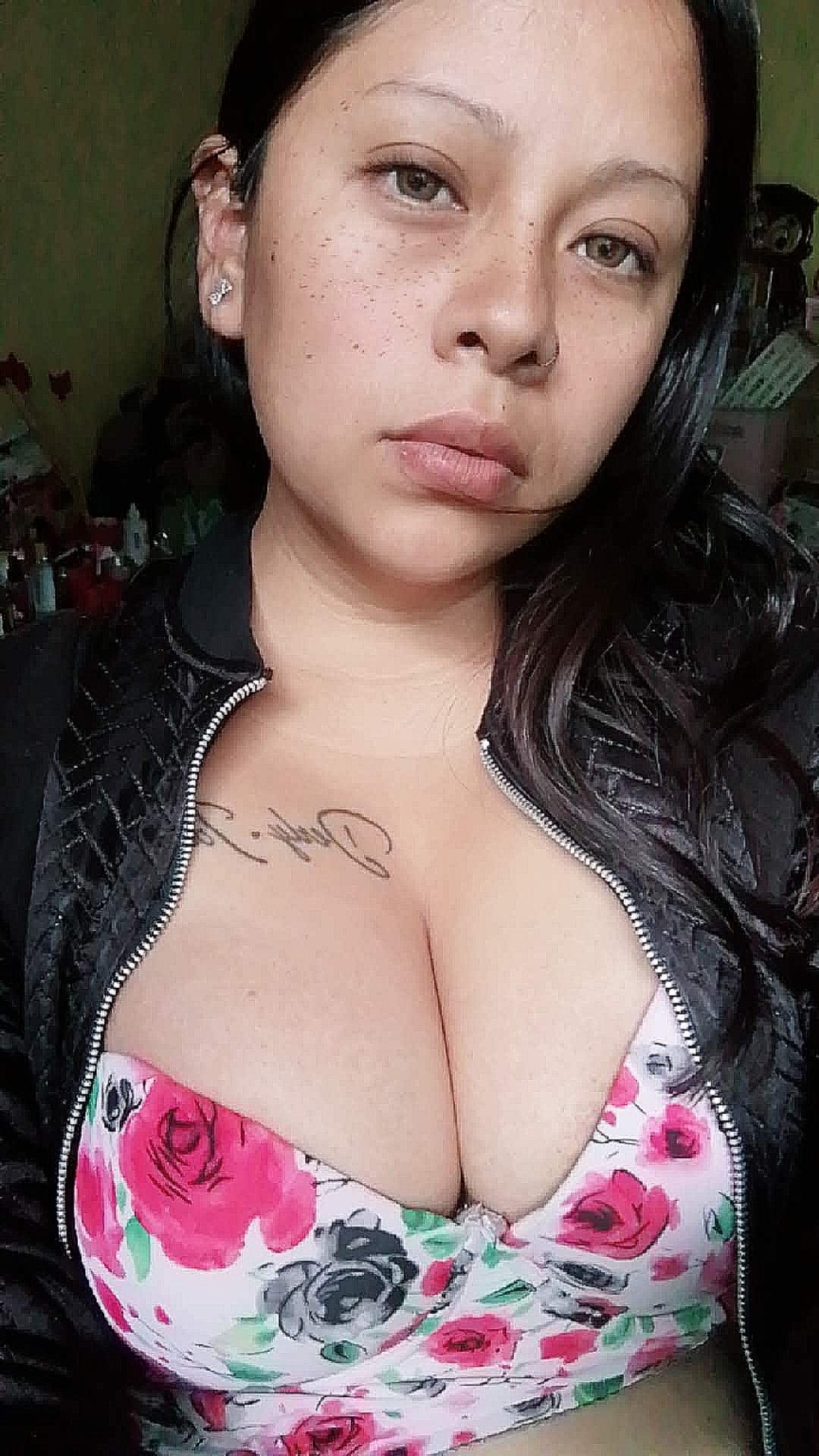 Beth Flores Pack +52 1 56 1432 3201