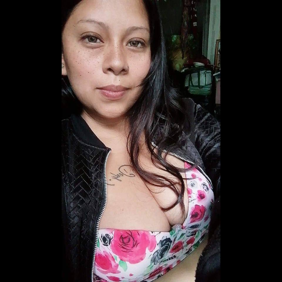 Beth Flores Pack +52 1 56 1432 3201