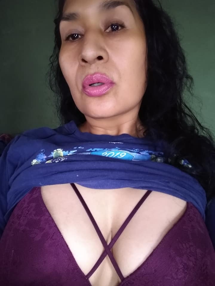 Rehtse Varu - Esther Valencia Ruiz