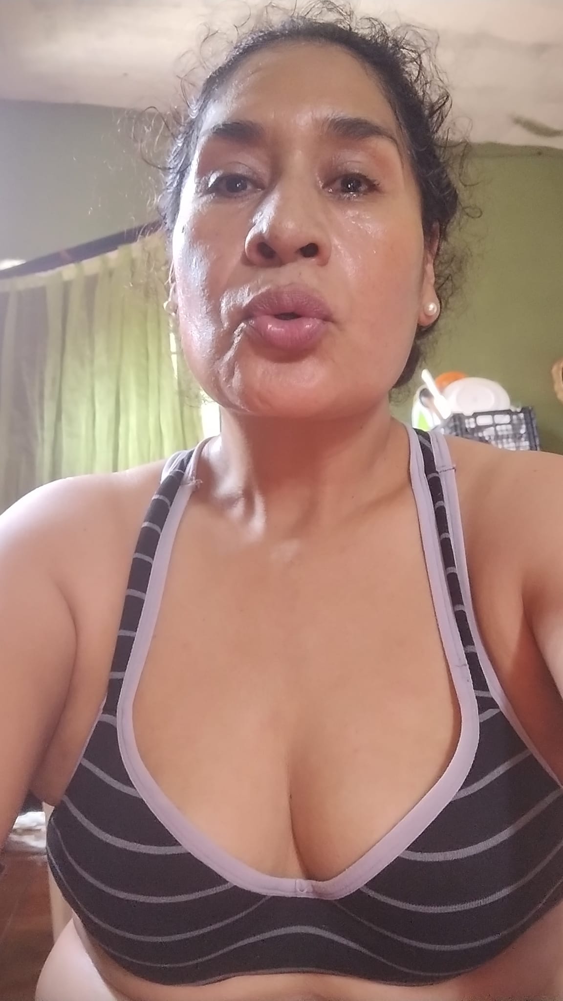 Rehtse Varu - Esther Valencia Ruiz