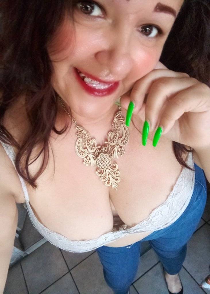 L A BuBu Beltran  - Tetas de gorda