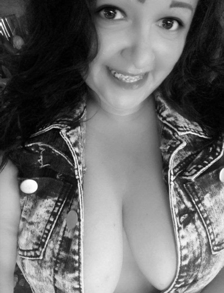 L A BuBu Beltran  - Tetas de gorda