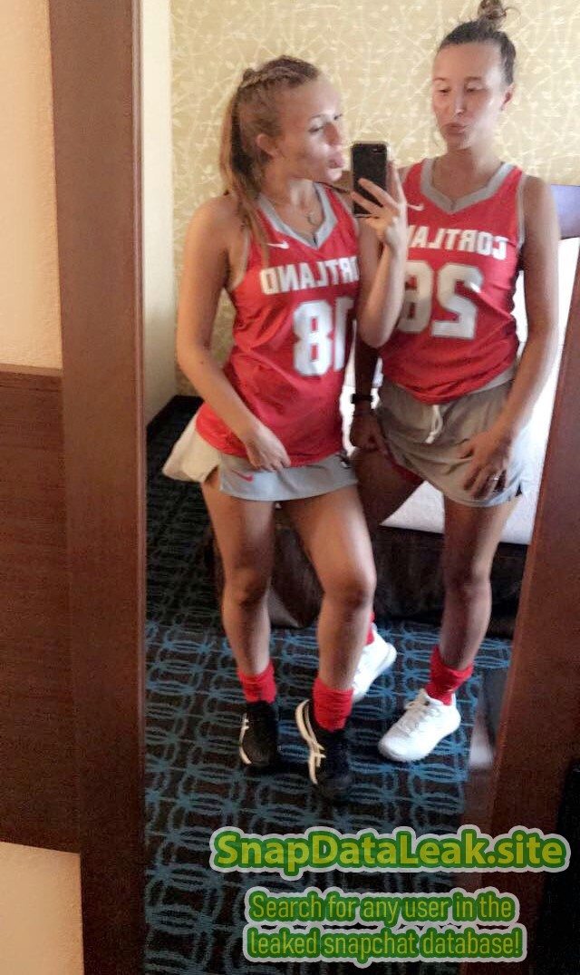 Hot blonde american Teen Exposed