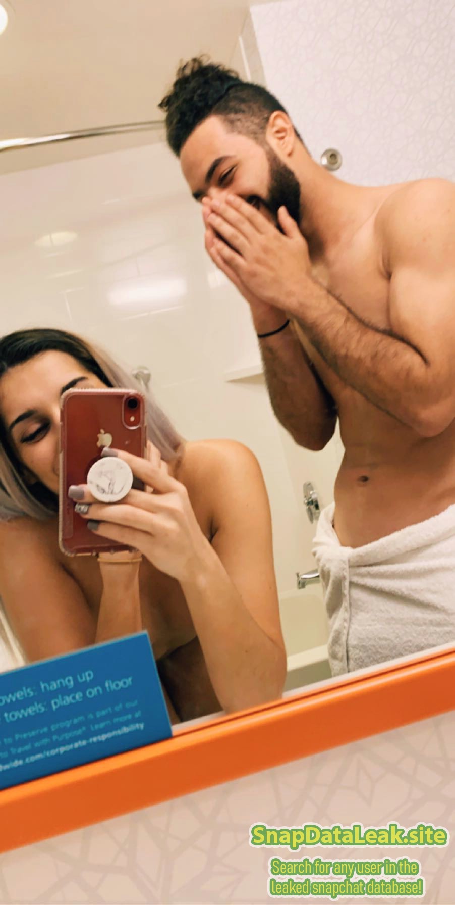 Hot blonde tiktok slut loves to show off