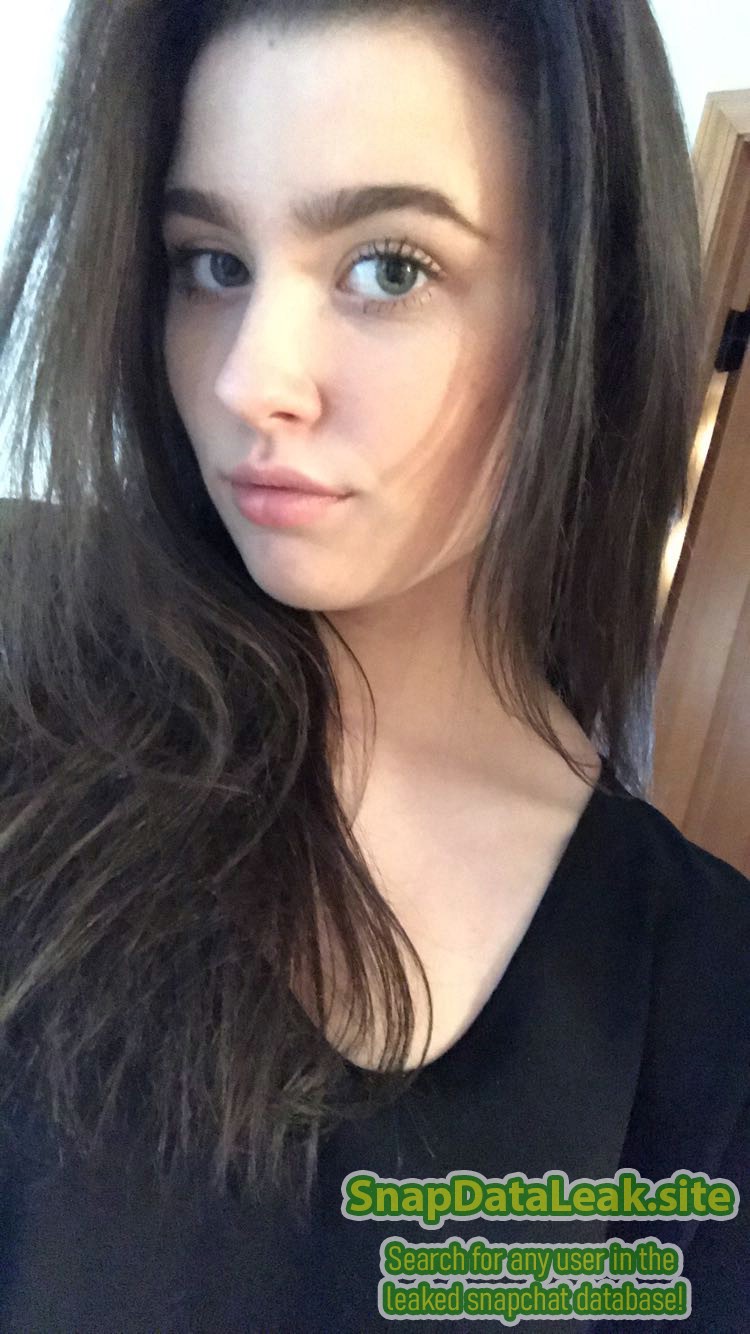 Cute 18 Yo Teen Leaked