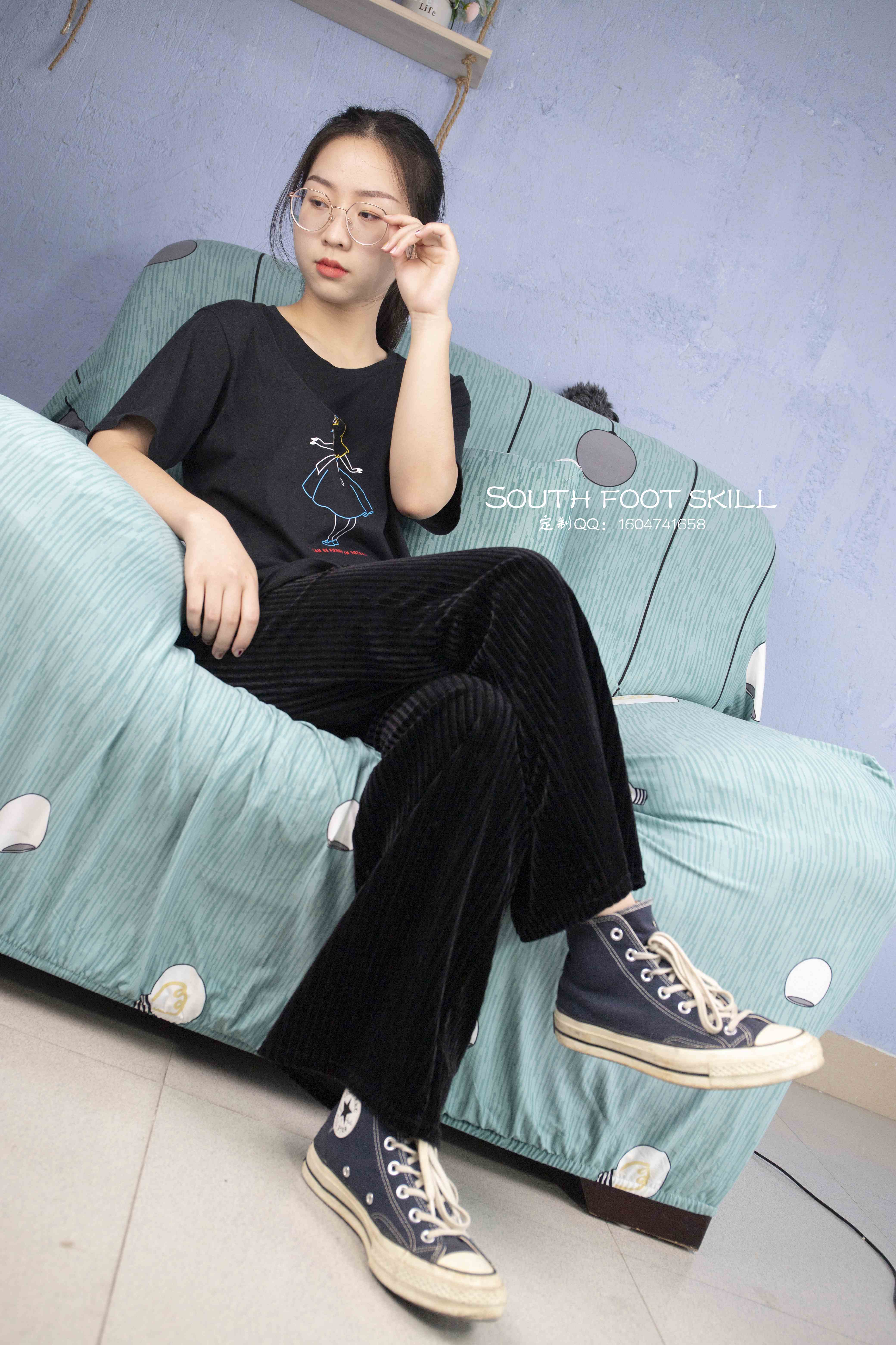 China Beauty Legs and feet 1601