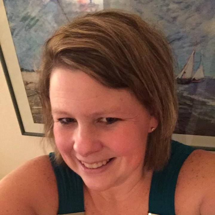 Laura Geldmier-Anderson, Flower Mound, Texas wife gets naked