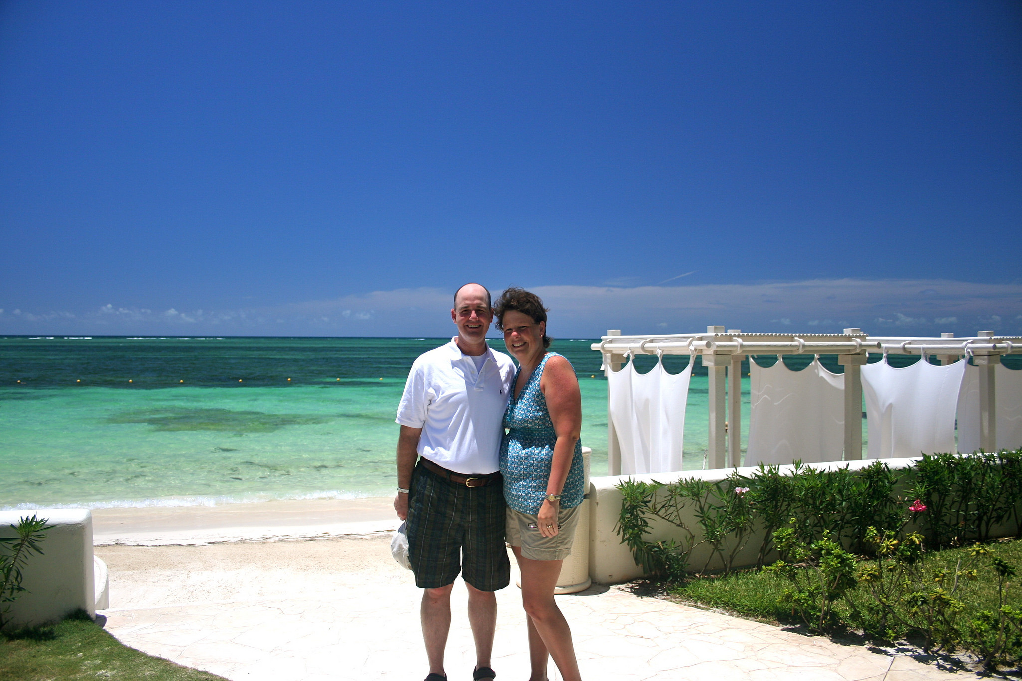 Laura Geldmier-Anderson, Flower Mound, Texas wife gets naked