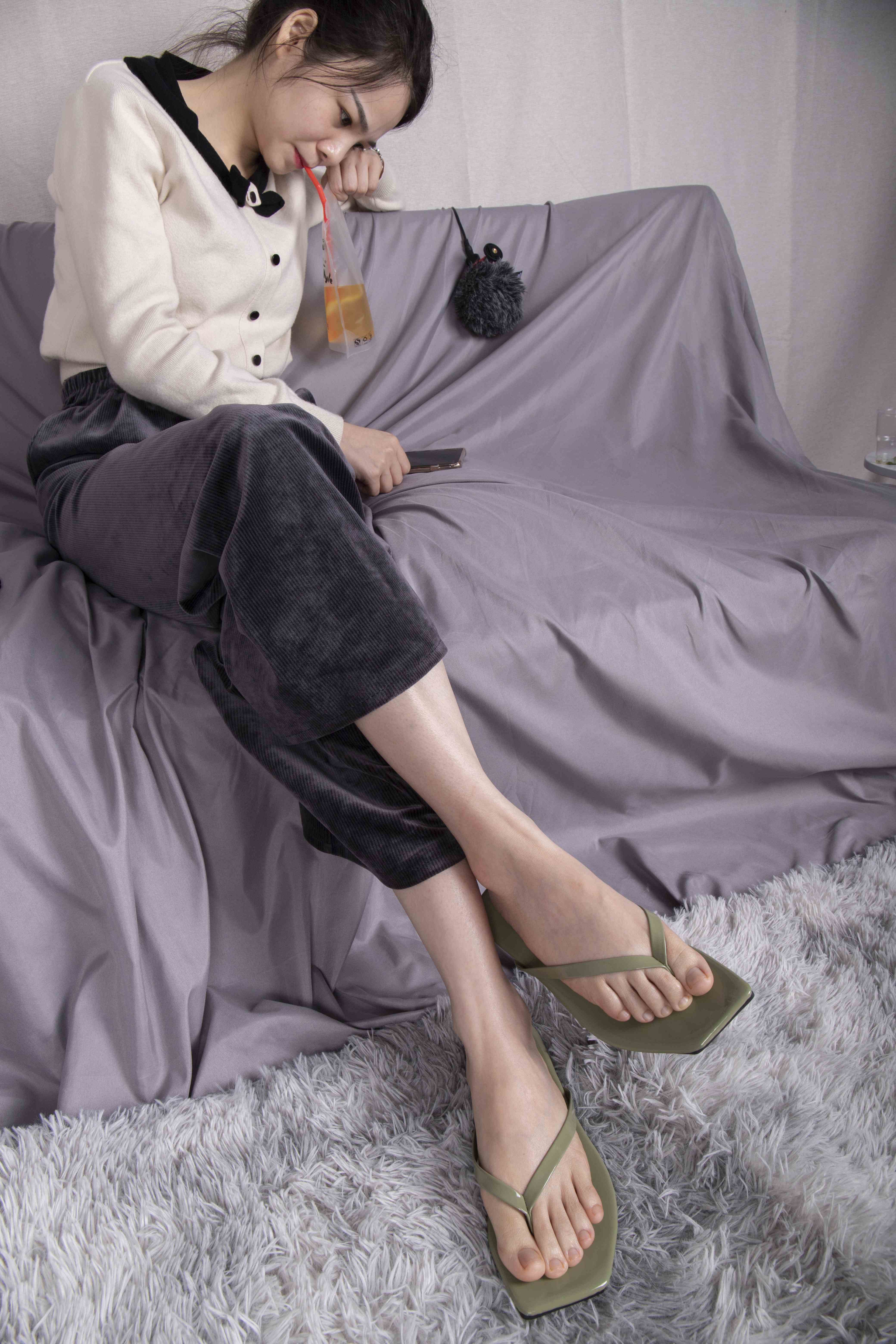 China Beauty Legs and feet 1606