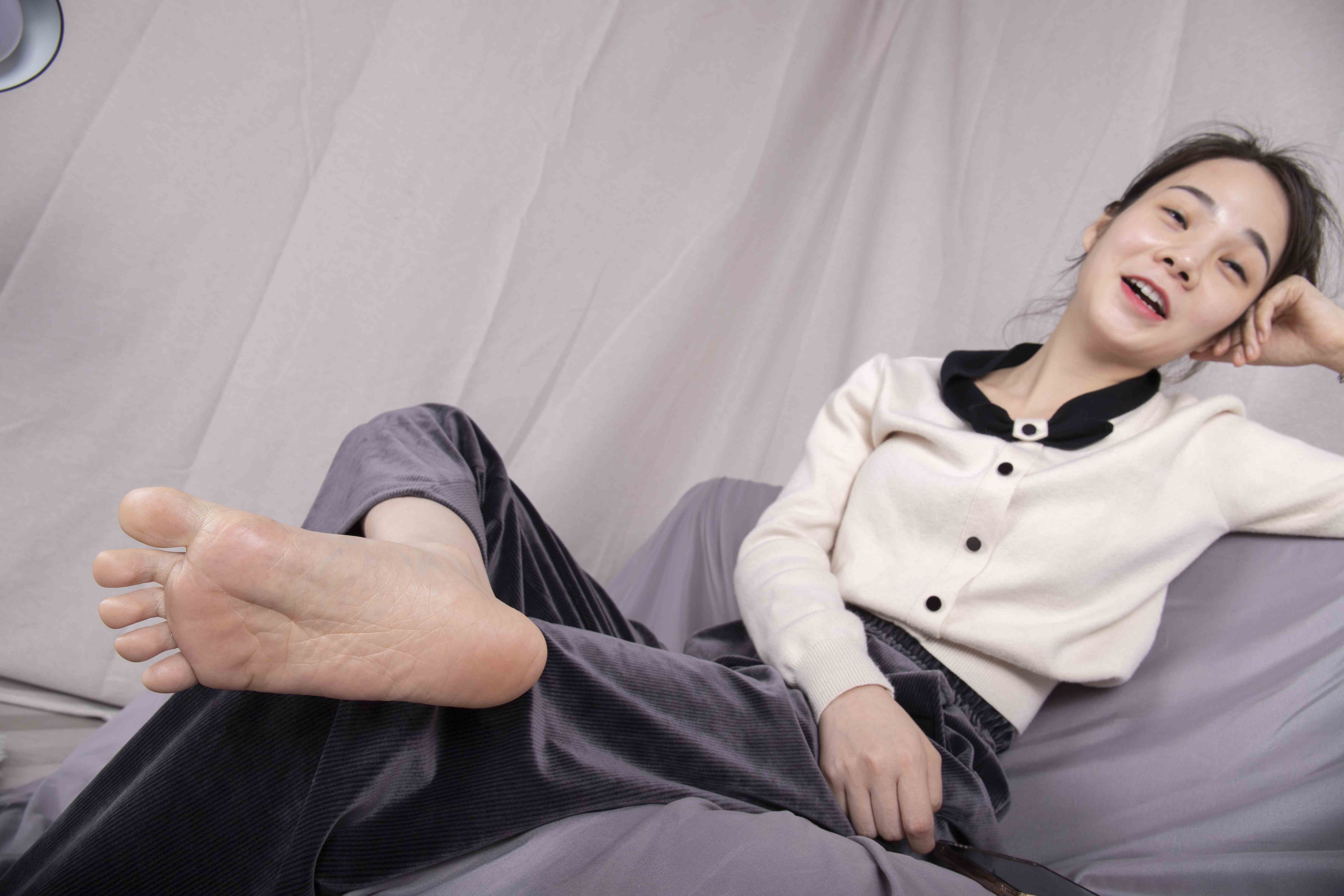 China Beauty Legs and feet 1606