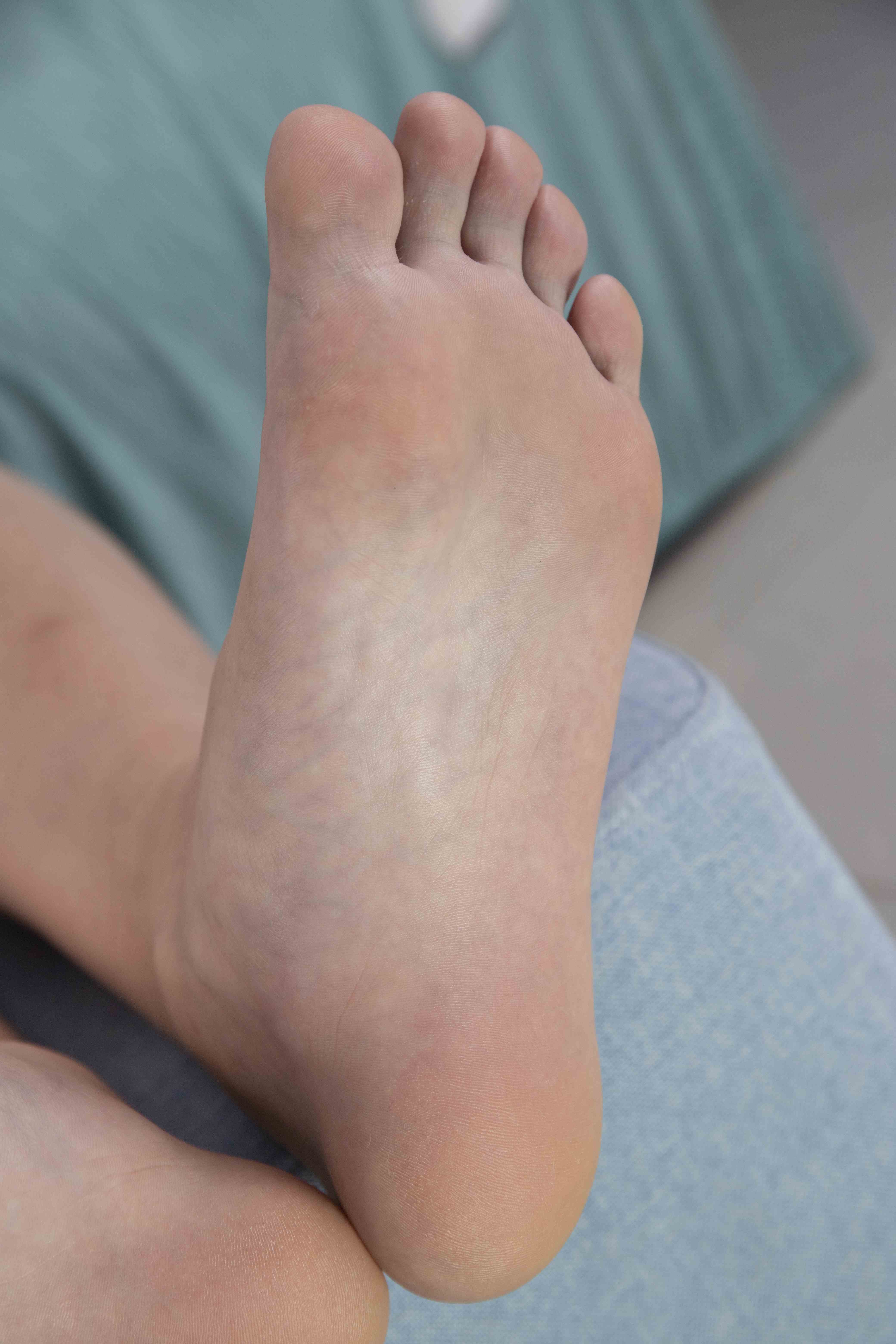 China Beauty Legs and feet 1610