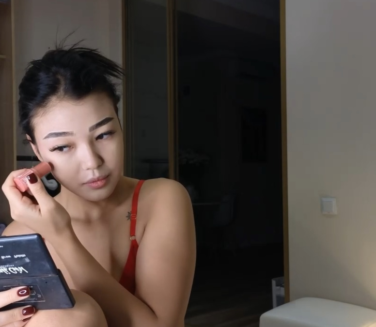 Hot Hot Hot Girl 101