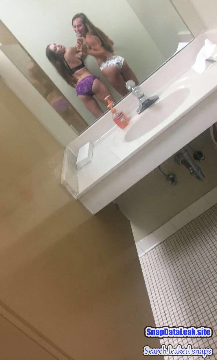 Hot blonde tiktok slut