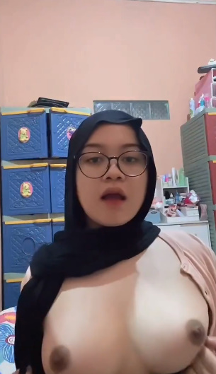 Hot Hot Hot Girl 104