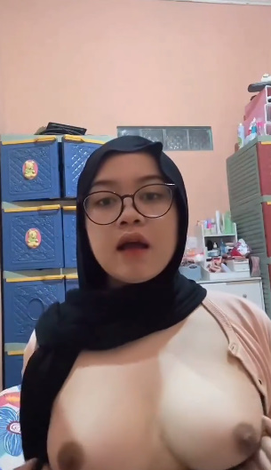 Hot Hot Hot Girl 104