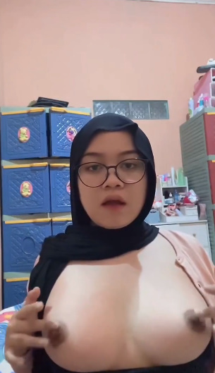 Hot Hot Hot Girl 104