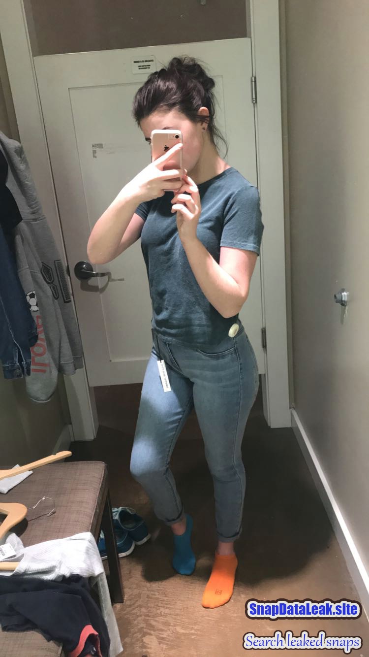 Petite college GF with sexy little body Snapchat Leak