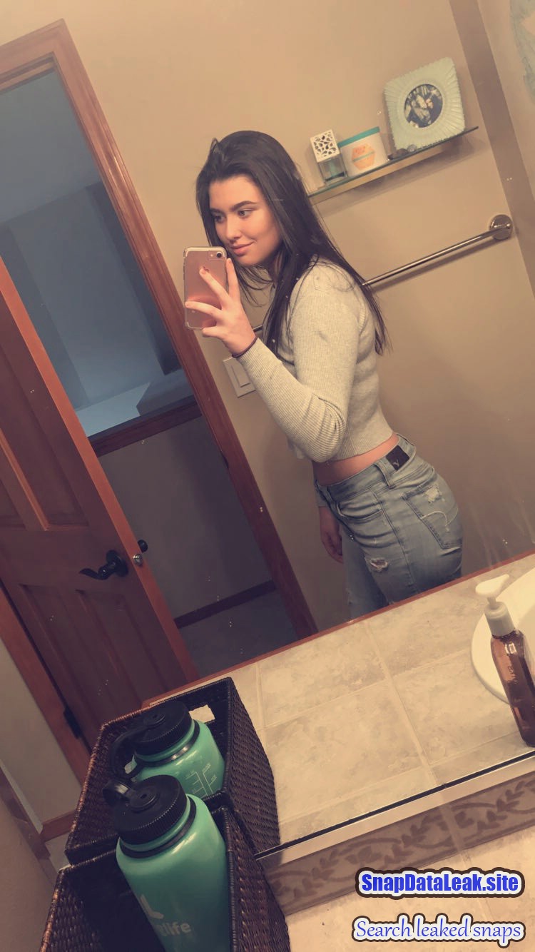 Petite college GF with sexy little body Snapchat Leak