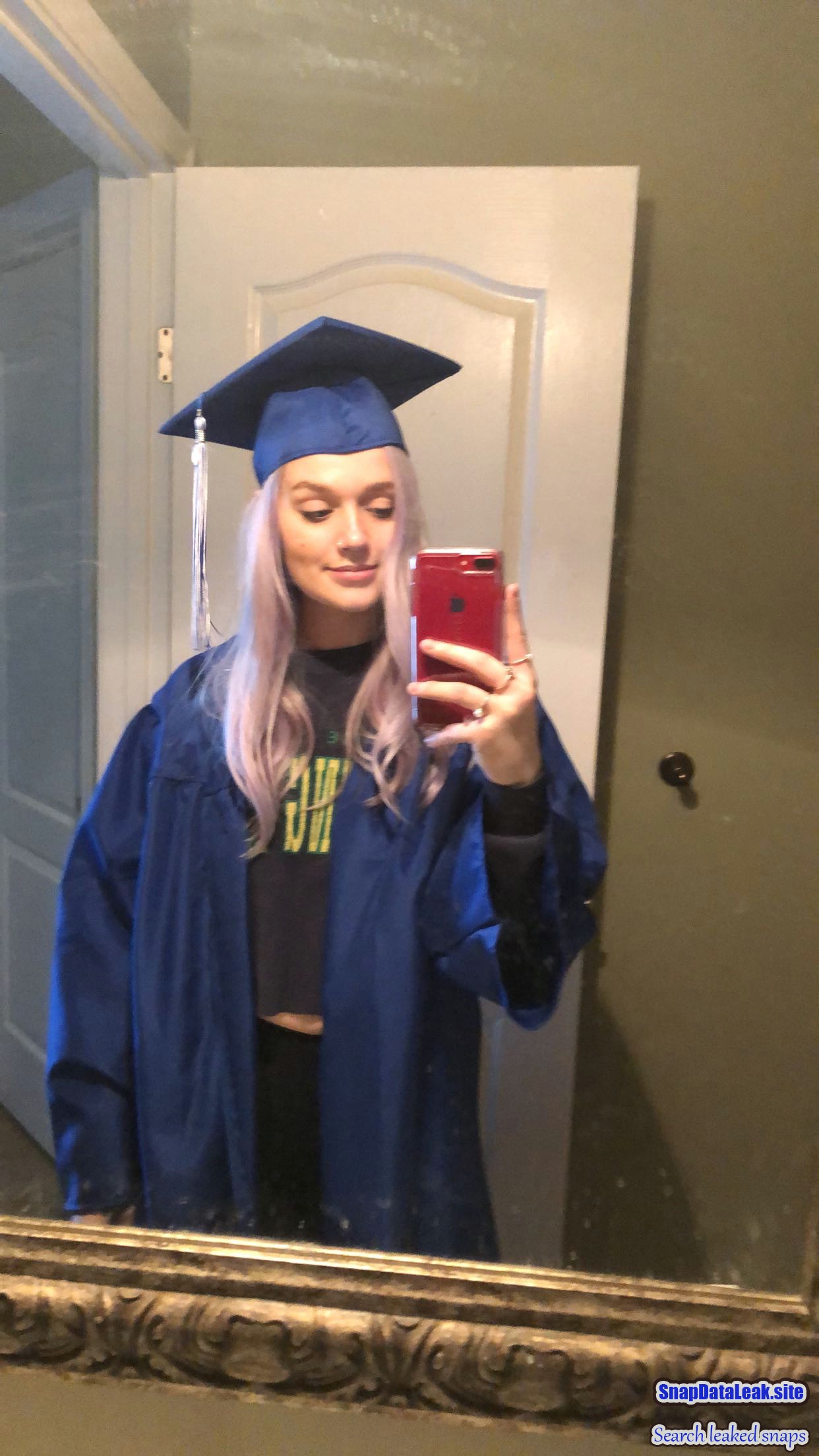 Hot college teen Exposed