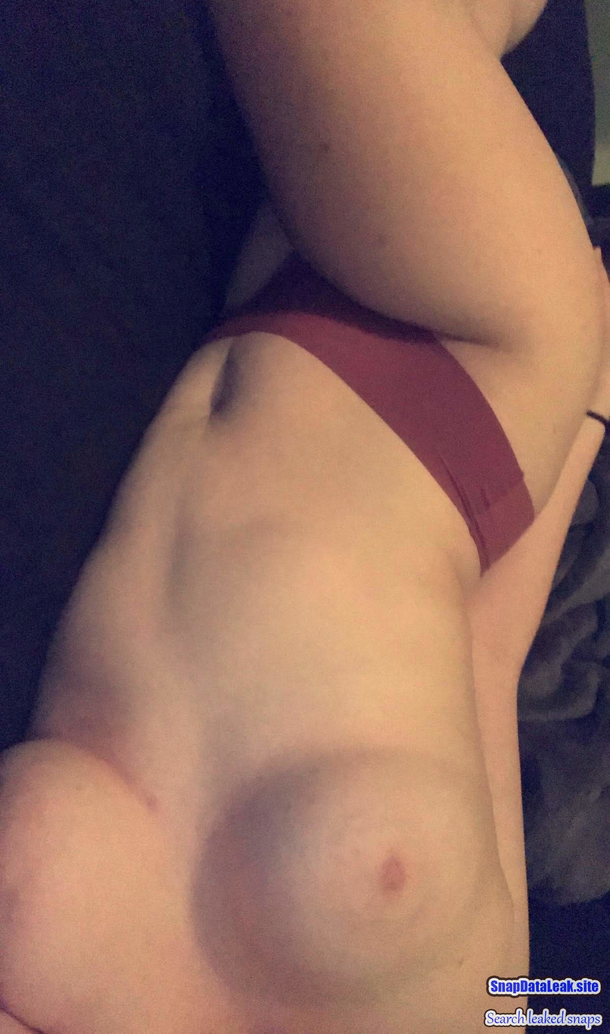 BLONDE TEEN EXPOSES Snap Nudes