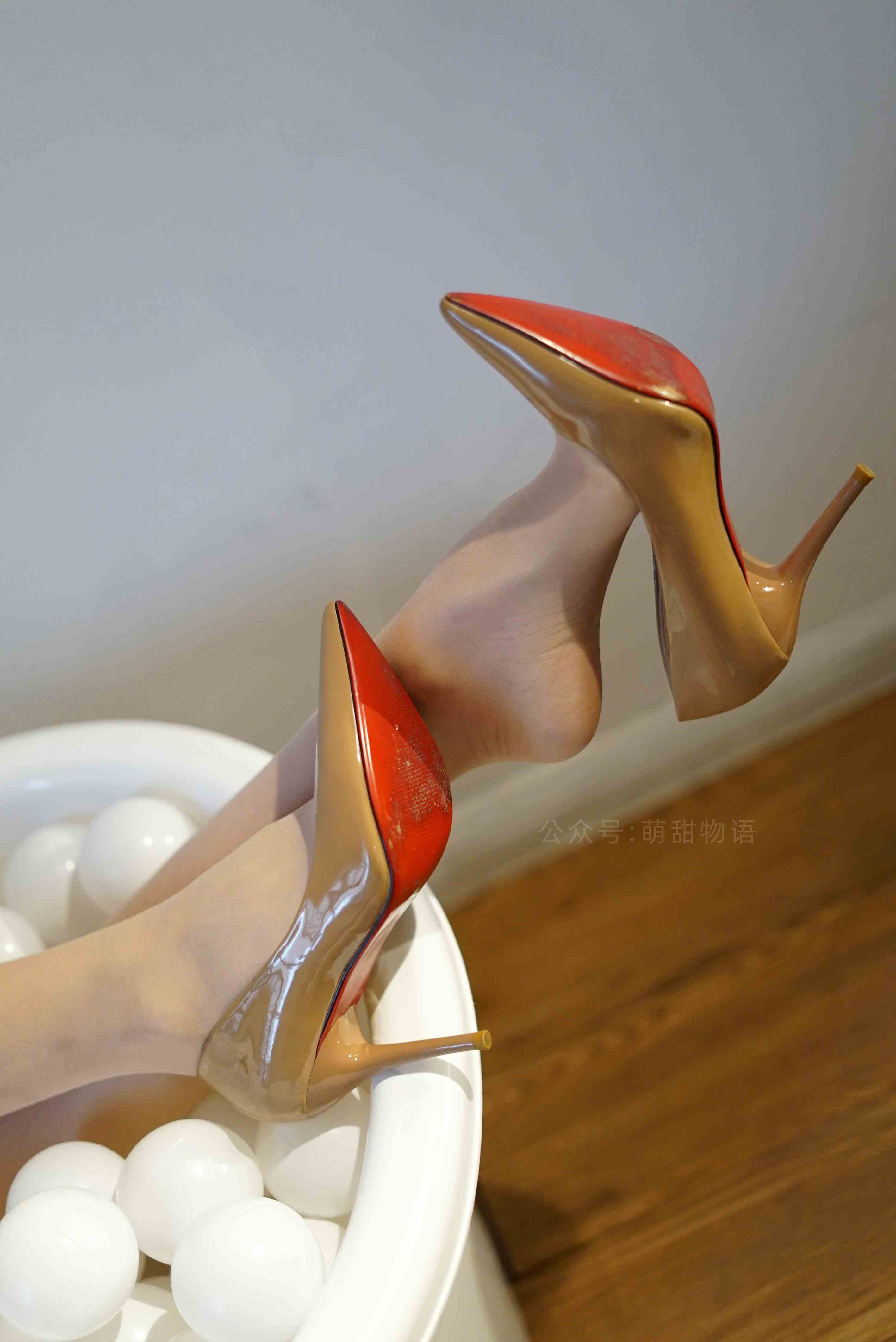 China Beauty Legs and feet 1631