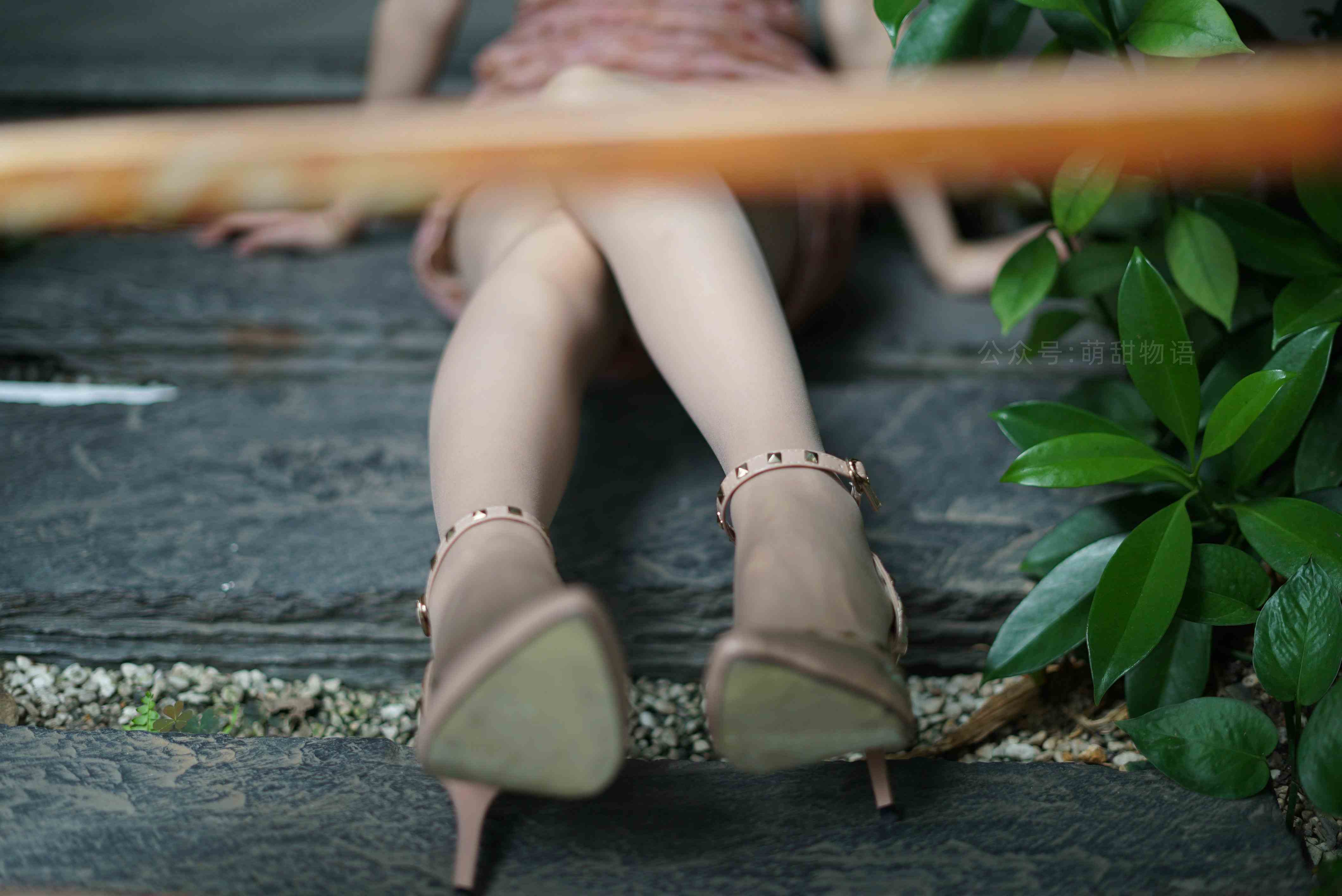 China Beauty Legs and feet 1635